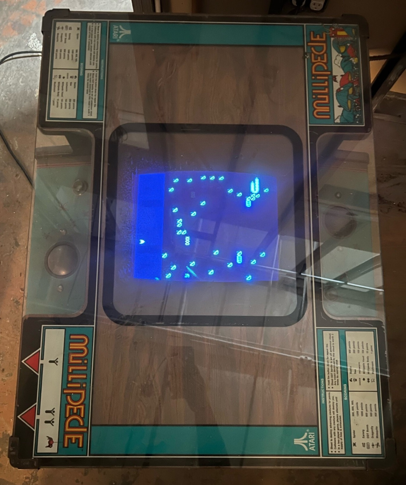 MILLIPEDE ARCADE COCKTAIL MACHINE by ATARI 1980 (Excellent Condition) *RARE*