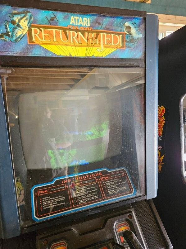 STAR WARS RETURN of the JEDI ARCADE MACHINE by ATARI 1983 (EXCELLENT) *RARE*