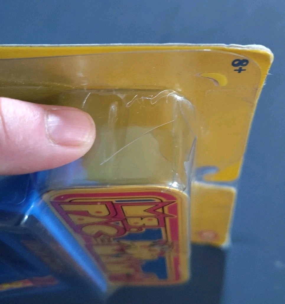 NEW Ms. Pac-man Handheld Electronic Mini Arcade Game. Basic Fun Brand #09614
