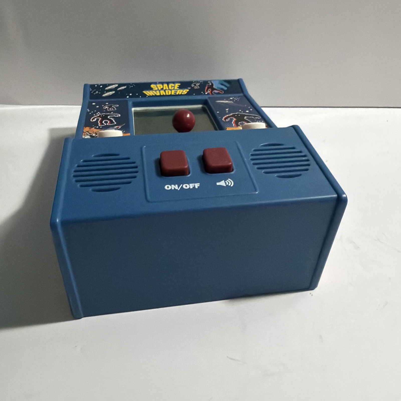2016 Taito Space Invaders Retro Mini Arcade Hand Held Video Game – Works 100%