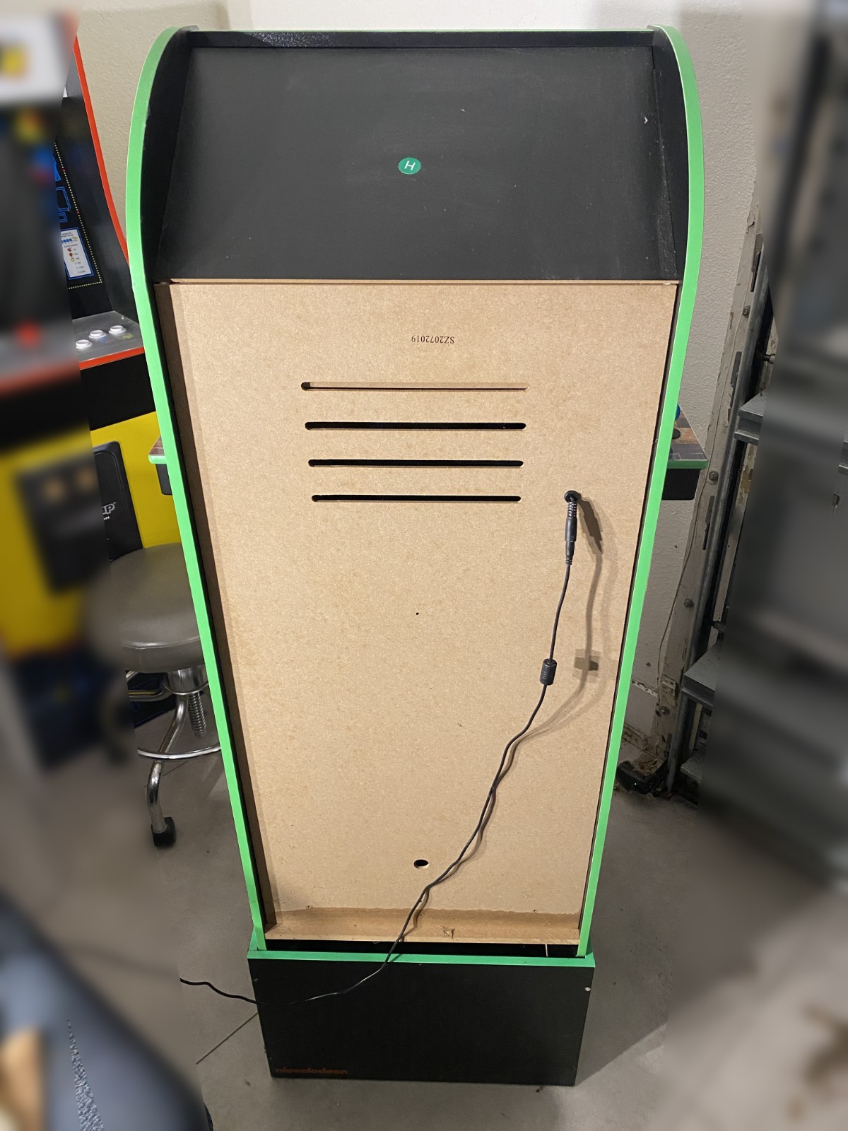 Arcade1Up Teenage Mutant Ninja Turtles + In Time Arcade Cabinet with Riser