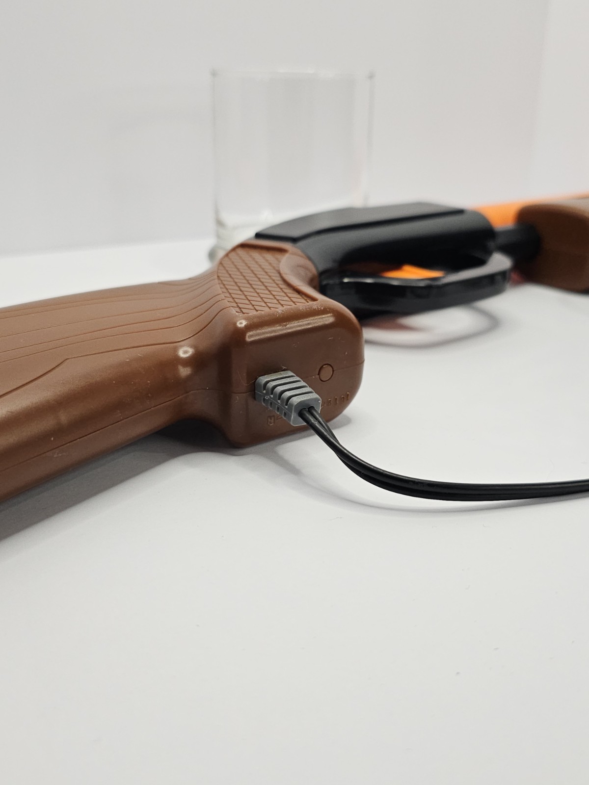 JAKKS Pacific Big Buck Hunter Pro Plug & Play TV Arcade Game (2009) *Gun Only*