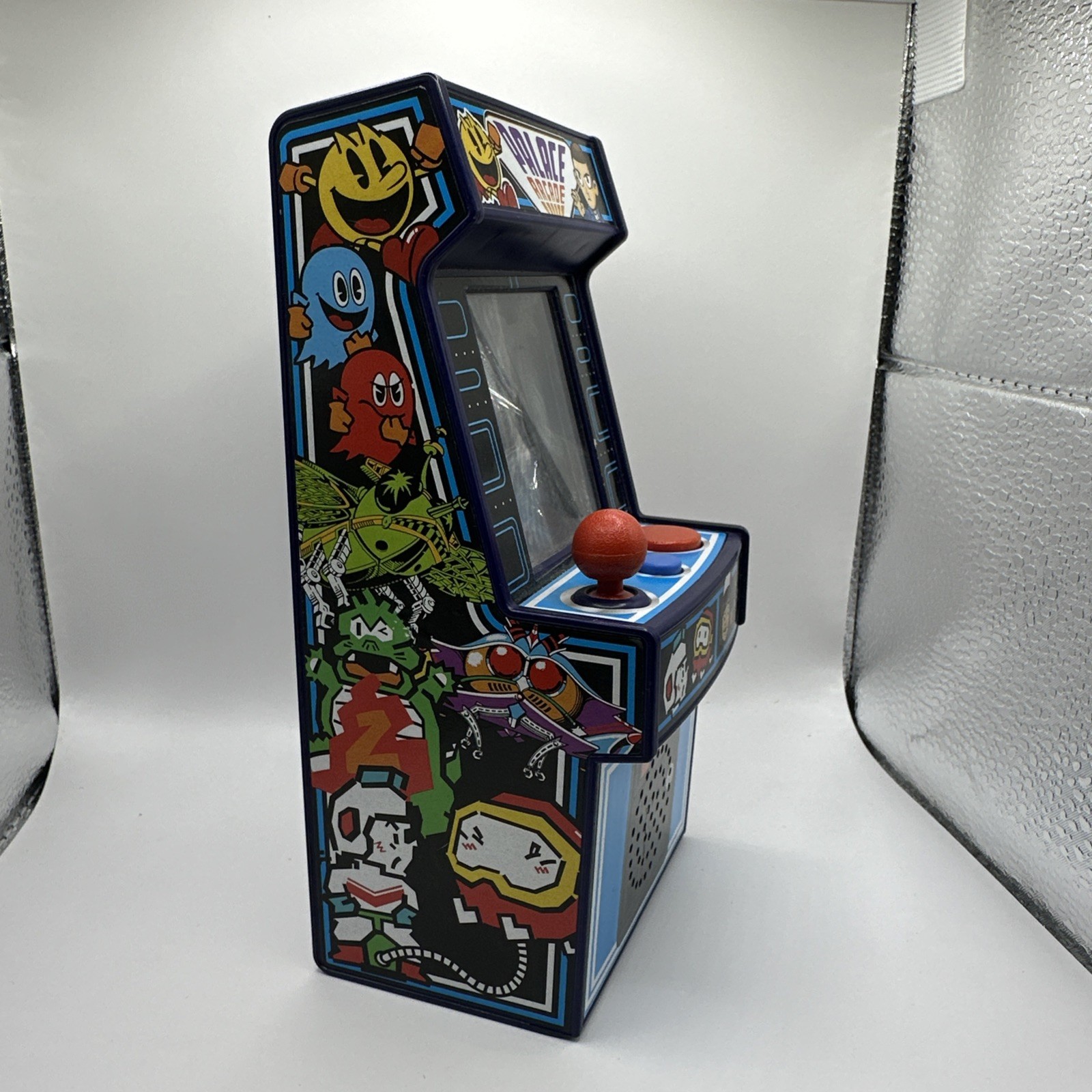 STRANGER THINGS PALACE ARCADE HASBRO MINI GAME Unit Many Games Tested And Works