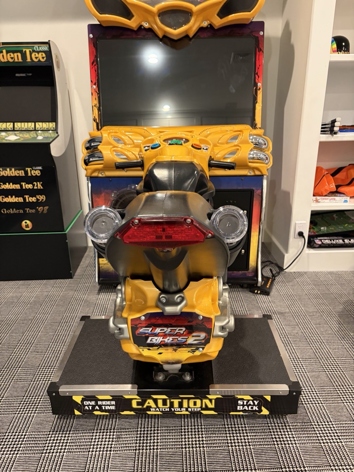 Raw Thrills Super Bikes 2 Arcade Machine Yellow Motorcycle Simulator Original