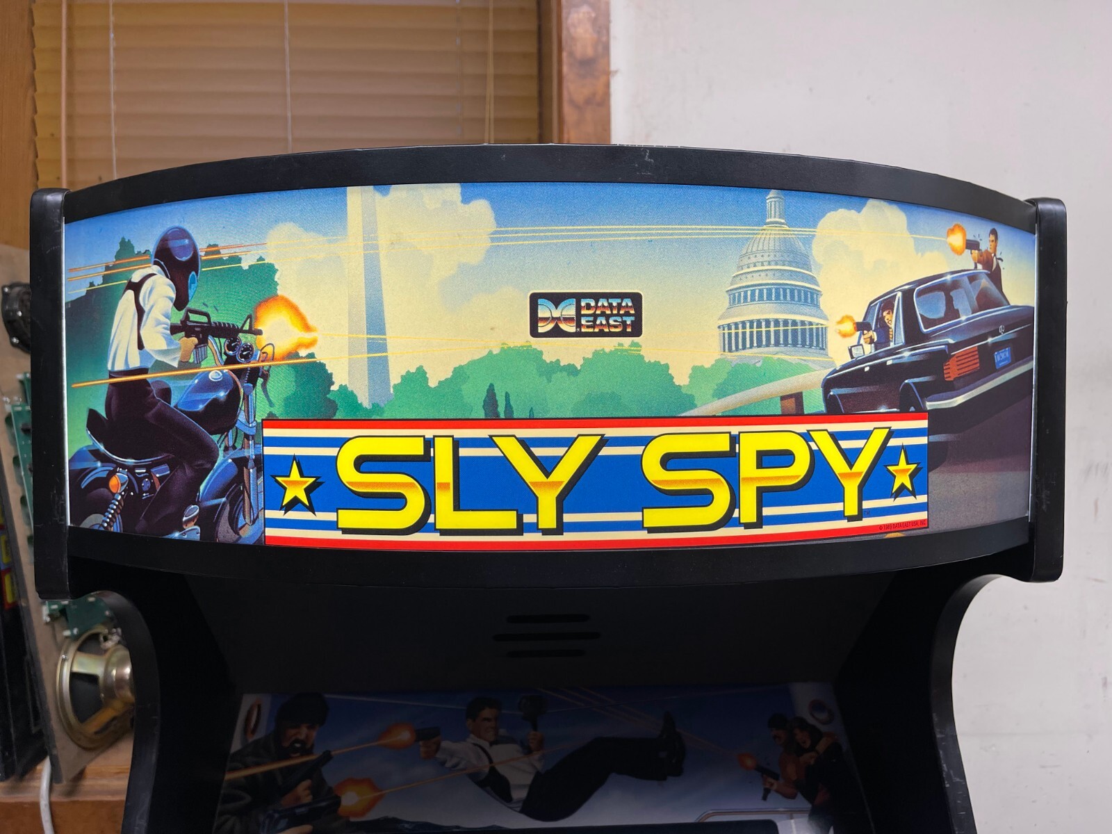 Near Mint Rare Dedicated 1989 Data East SLY SPY video arcade game -FREE SHIPPING