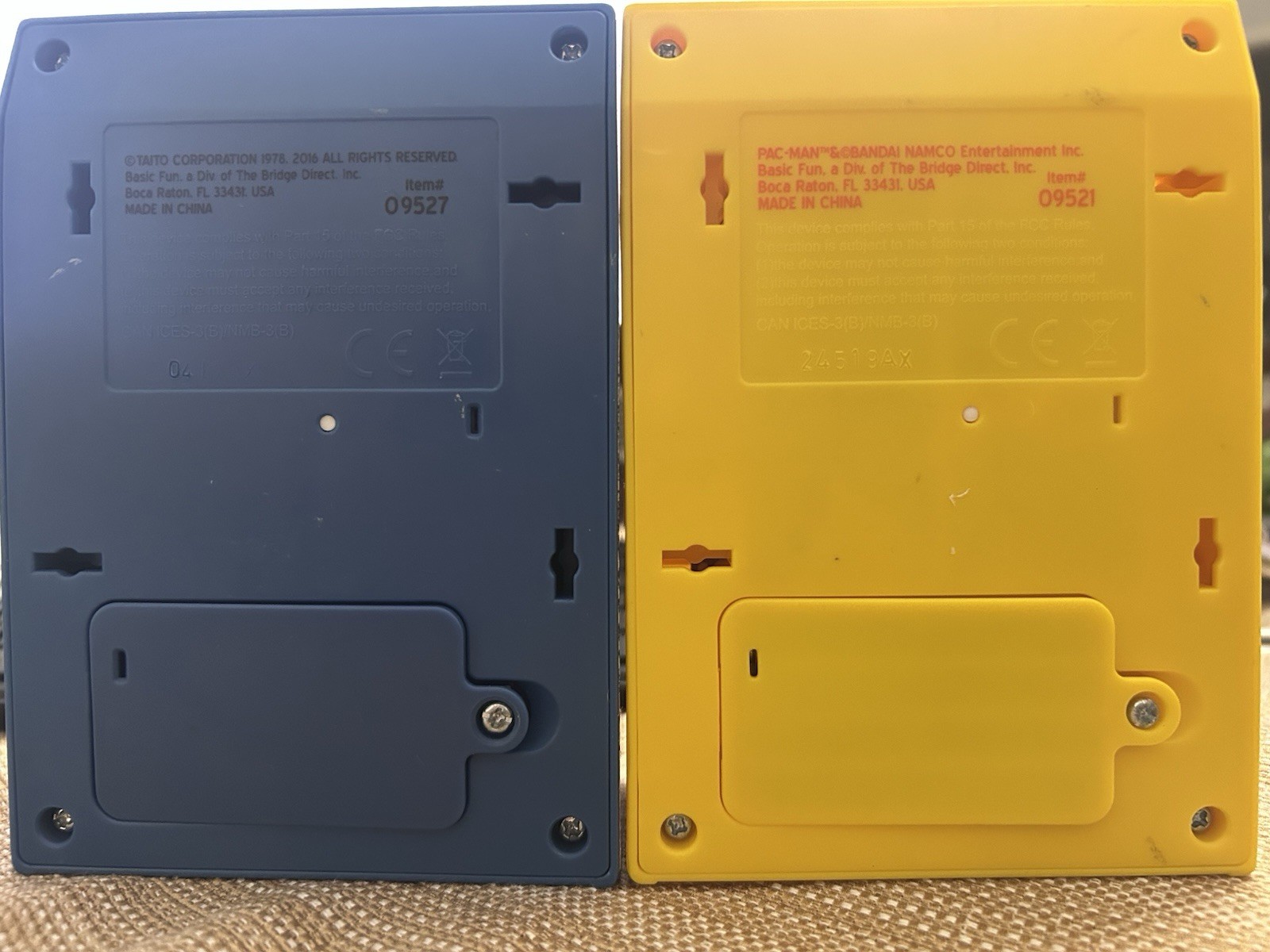 Pac-Man and Space Invaders Handheld Retro Mini Arcade Machines Tested BUNDLE