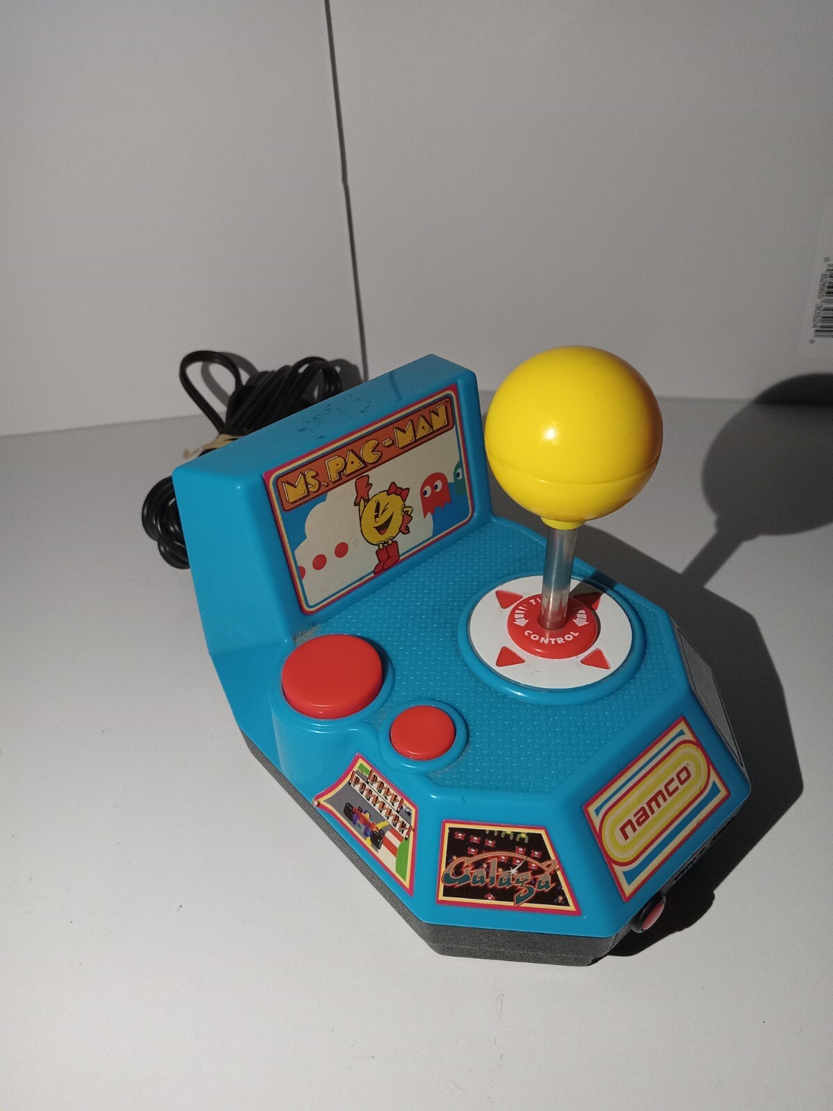 Ms. Pac-Man Plug n Play TV Game 5-in-1 Namco Jakks Pacific 2004 Tested Working