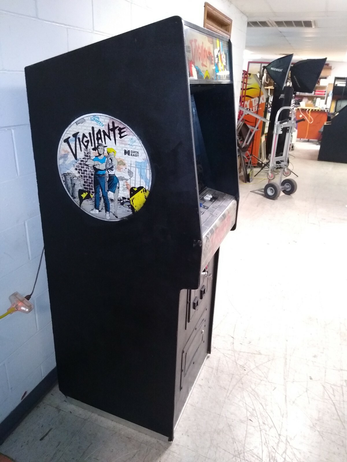 1988 Irem/Data East VIGILANTE beat-em-up video arcade game – FREE SHIPPING