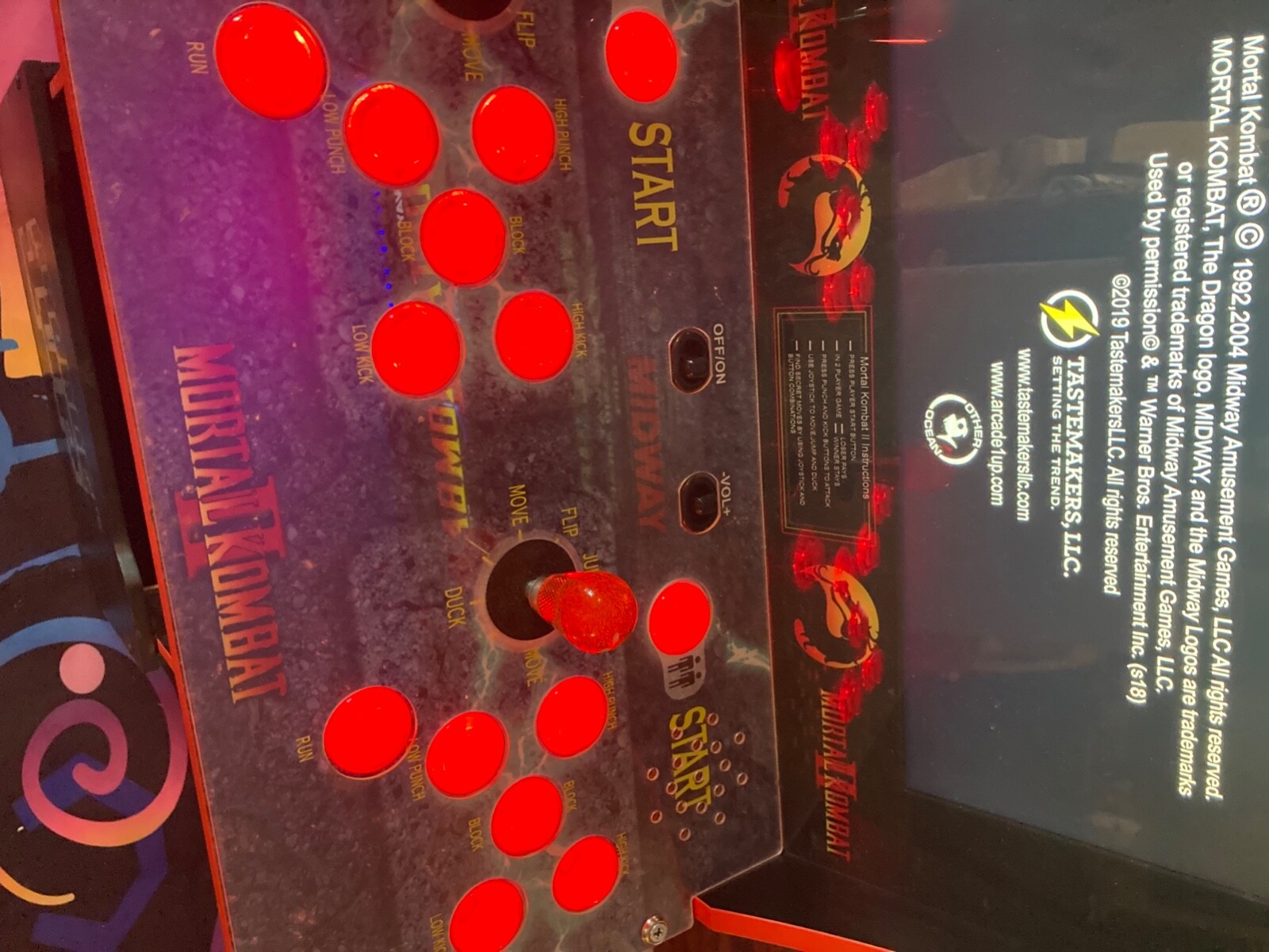 Local pickup only! Mortal Kombat 2 with light up buttons call (520) 390-7768