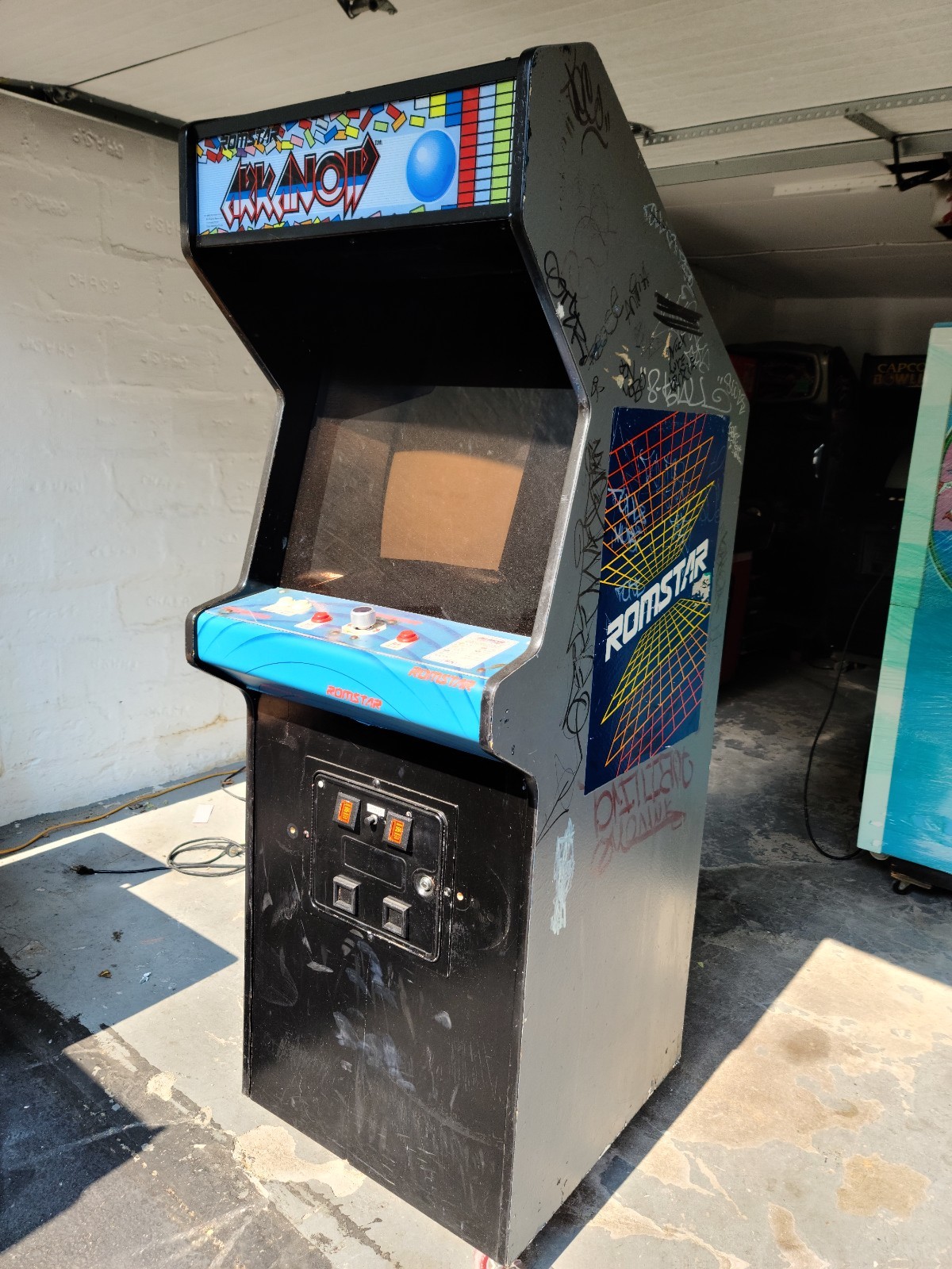 1986 Arkanoid Upright Arcade Game🕹️ – Romstar Licensed – Collector Vault Piece