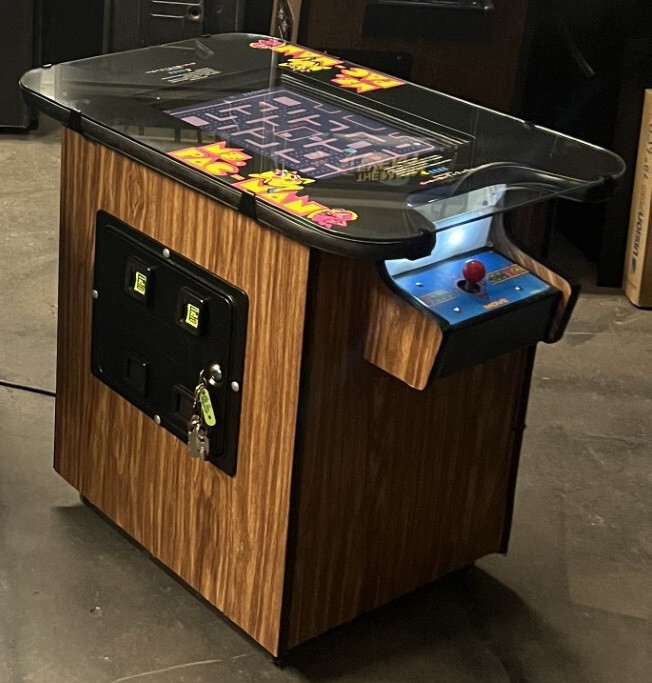 MS PAC-MAN ARCADE MACHINE COCKTAIL TABLE