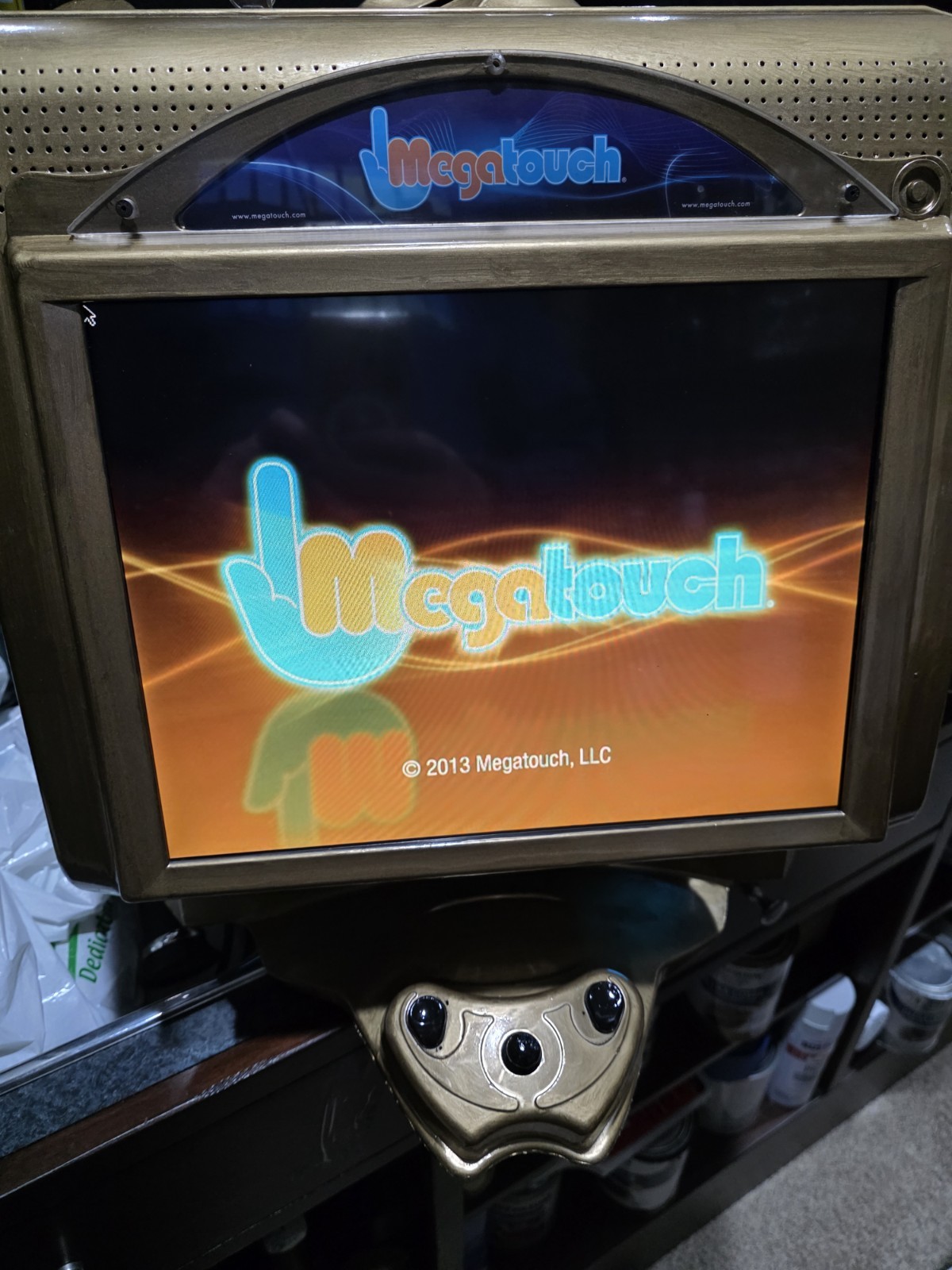 Megatouch Ion 2014 Touchscreen Game. MegaTouch Repair Service in Chicago Area!