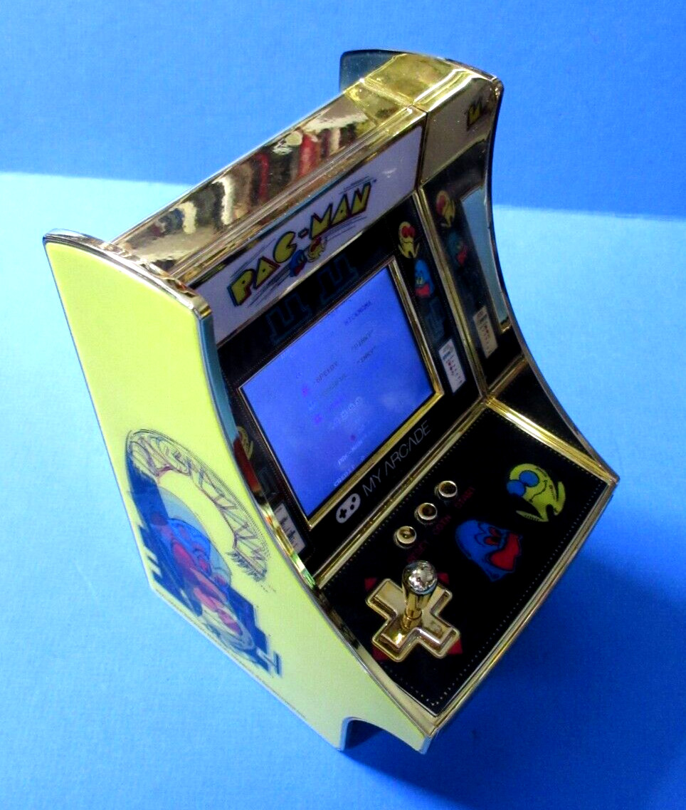My Arcade Pac-Man 40th Anniversary Micro Player 6.75″ Gold Plated USB NEW