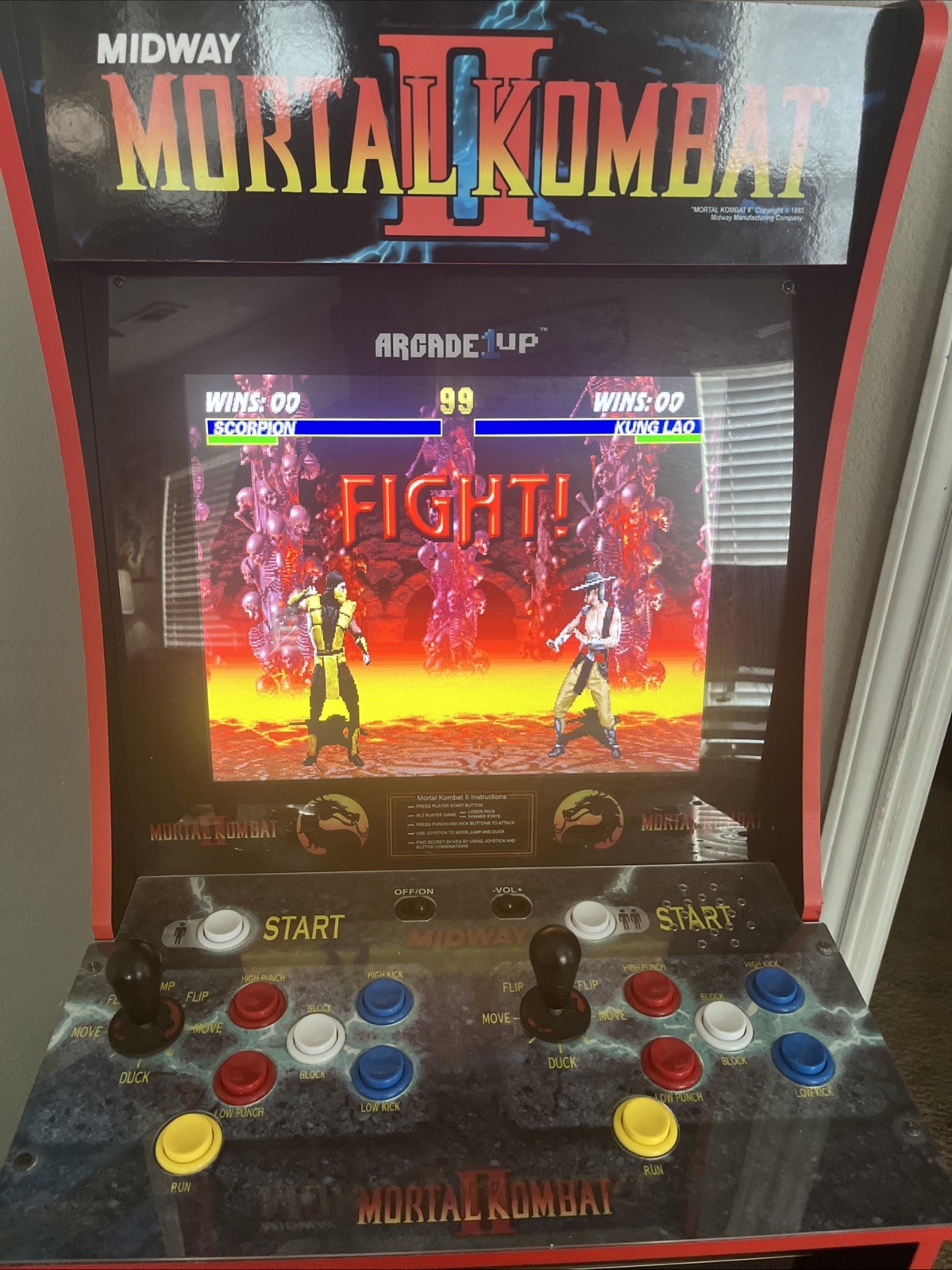 Mortal Kombat Arcade1Up Cabinet – 1 2 & 3 Games + Riser, Mint Condition