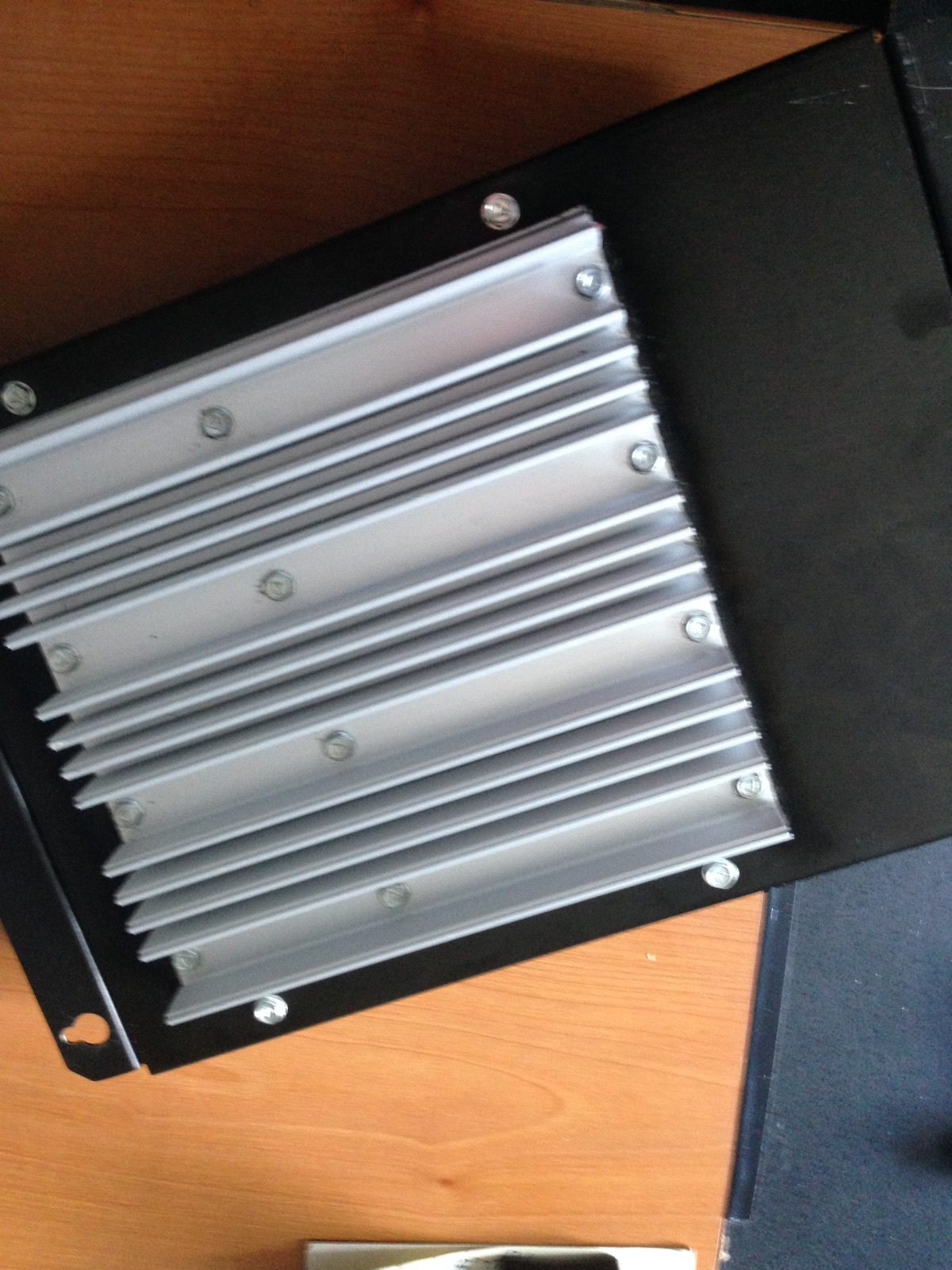 ROWE AMI AUDIO DIGITAL POWER AMPLIFIER FROM SATURN CD BOX–Free shipping