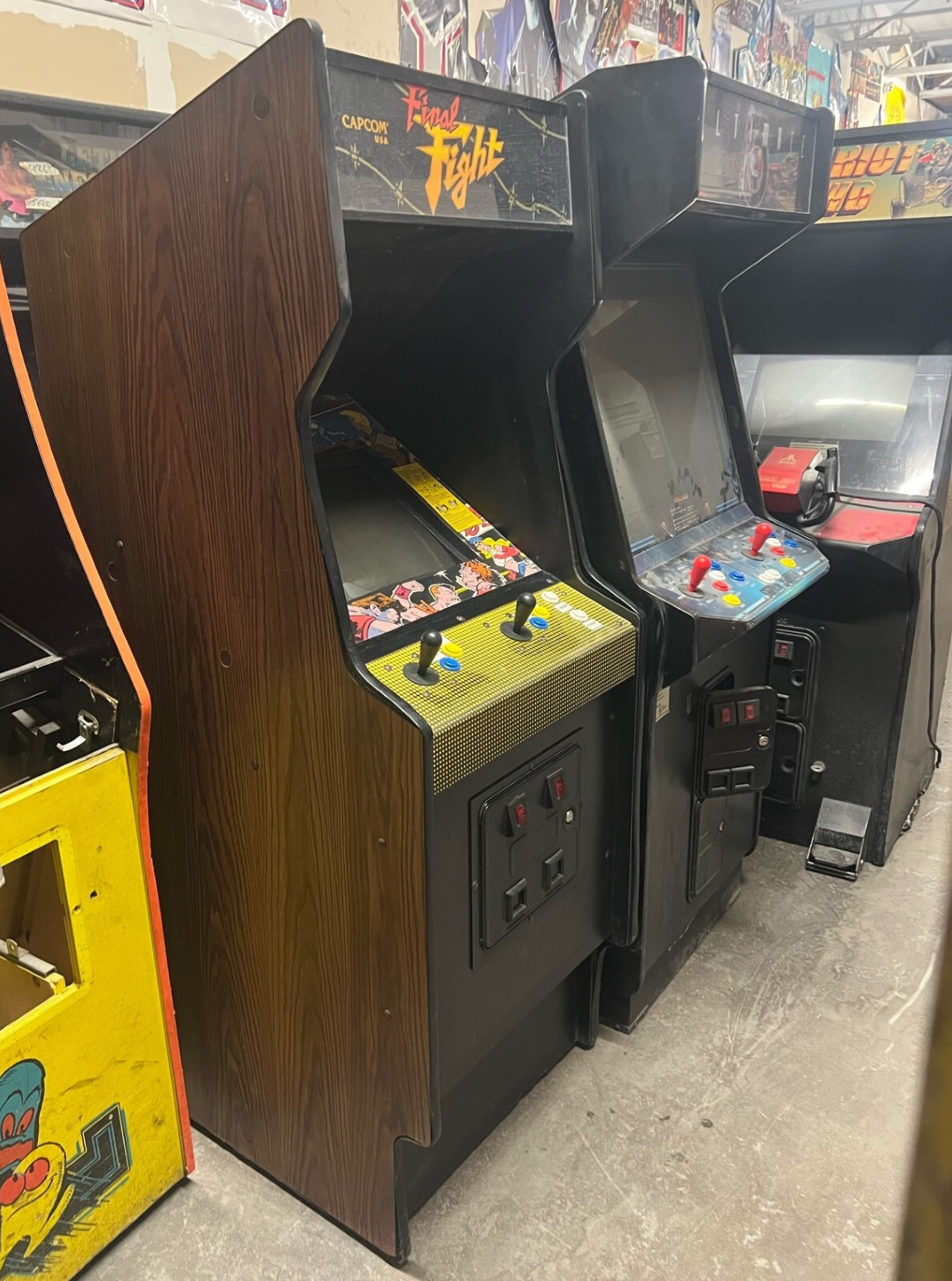 FINAL FIGHT ARCADE MACHINE by CAPCOM 1989 (Excellent Condition) *RARE*