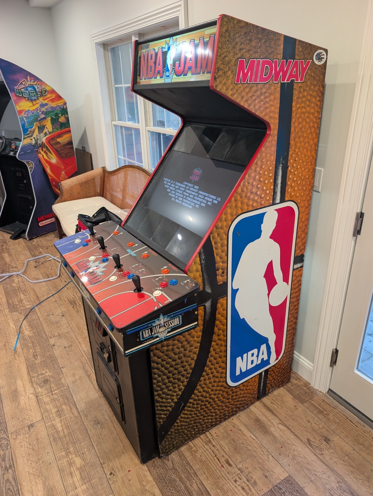 NBA Jam Session Midway Arcade Cabinet in Good Condition