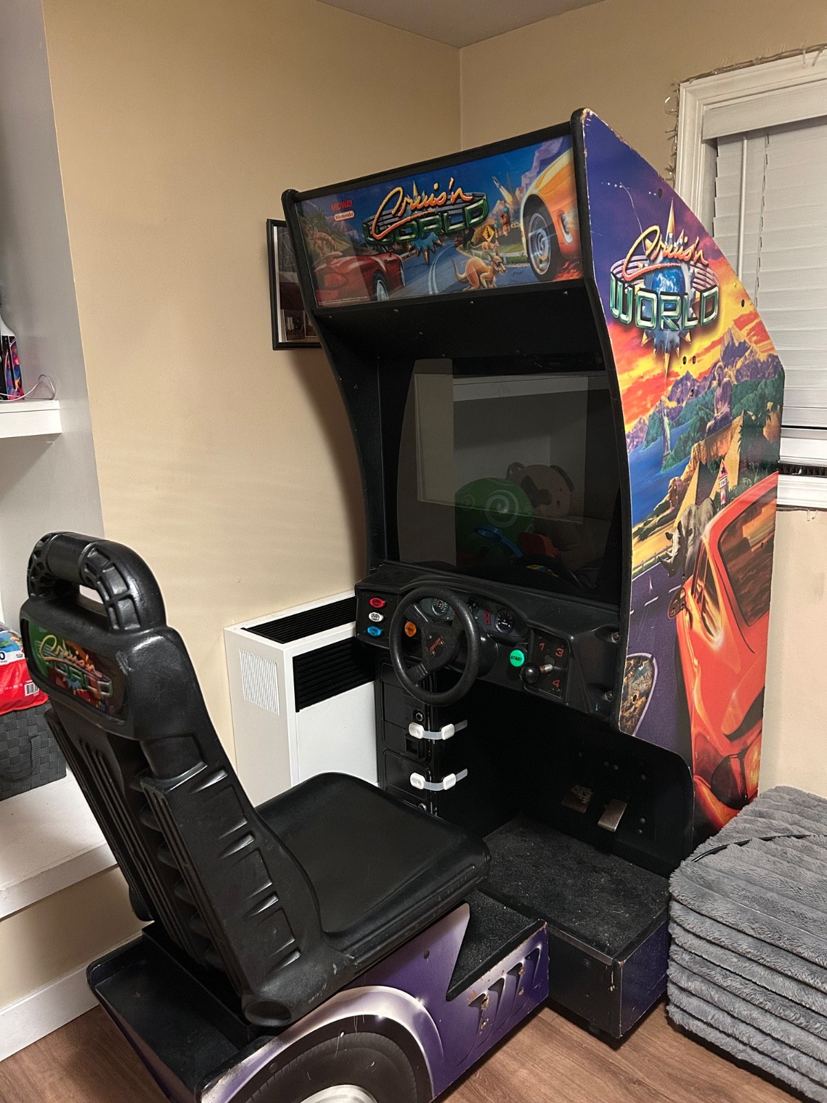 Cruis’N World Arcade Sit-Down Cabinet by Nintendo Midway (used/working)