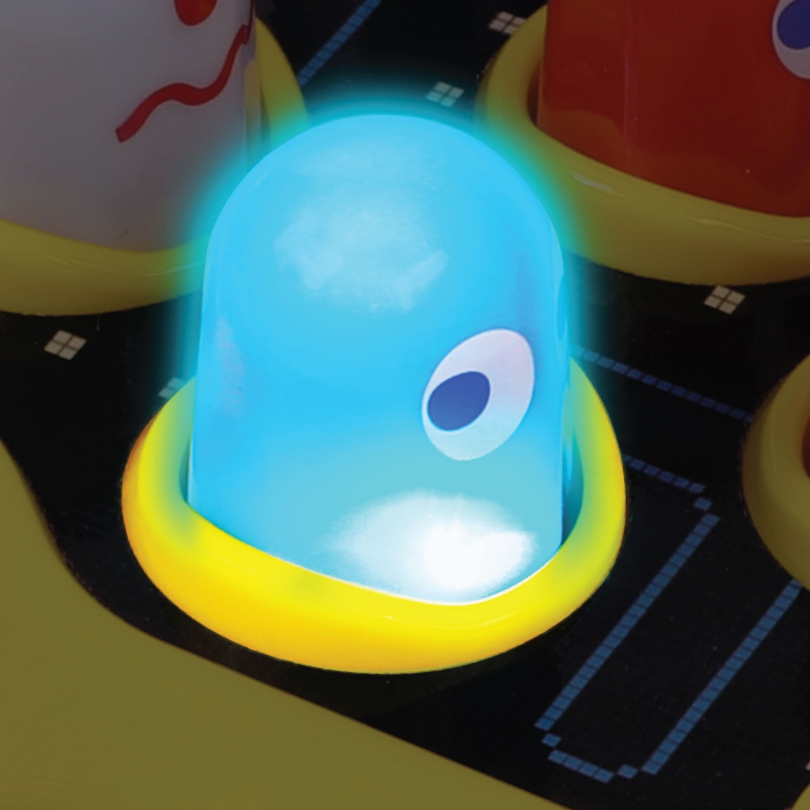 Pac-Man Arcade Smash-A-Ghost – Premium Series, Lights & Sounds, 4 Game Modes