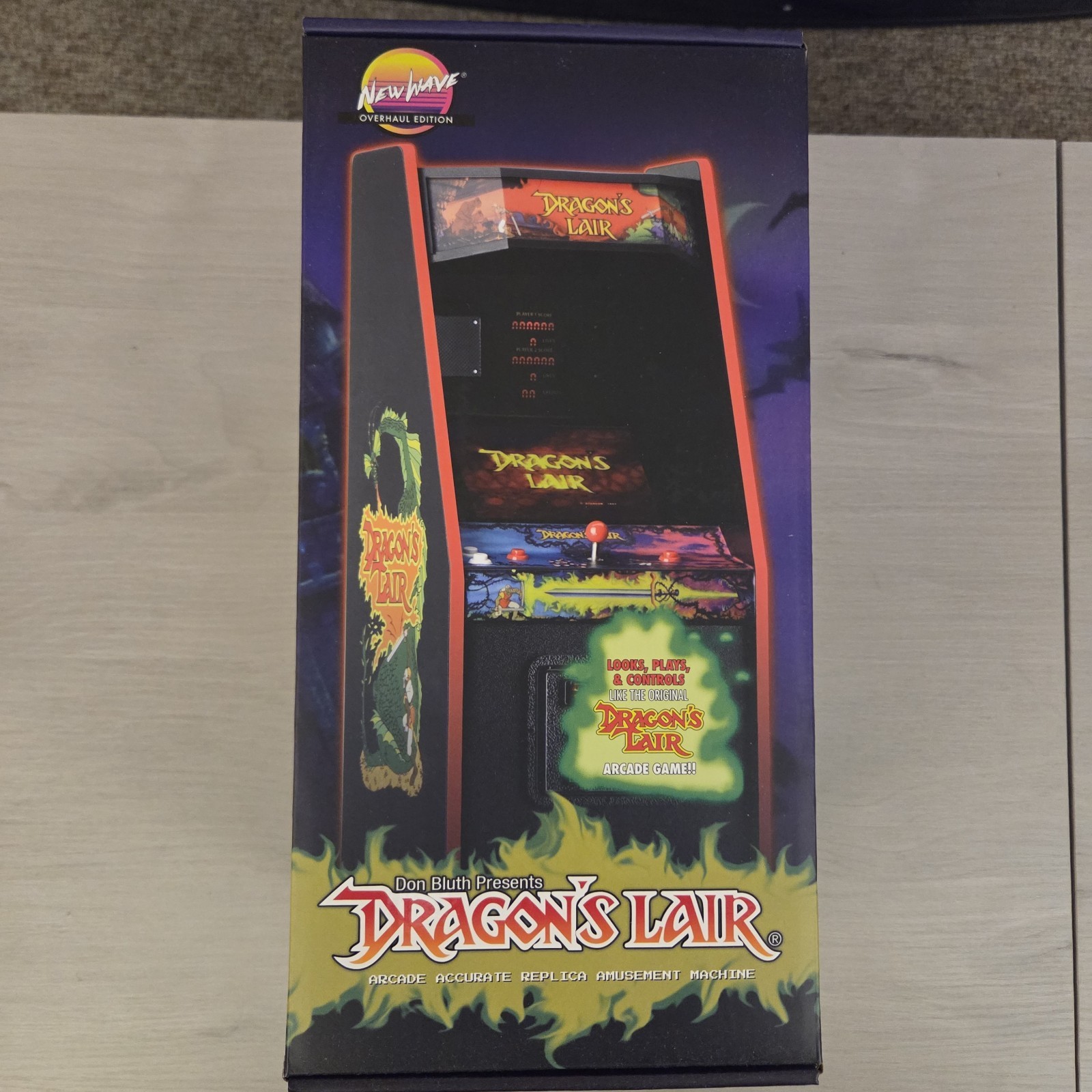 New Wave Toys – Replicade – Dragon’s Lair – Overhaul Red Edition