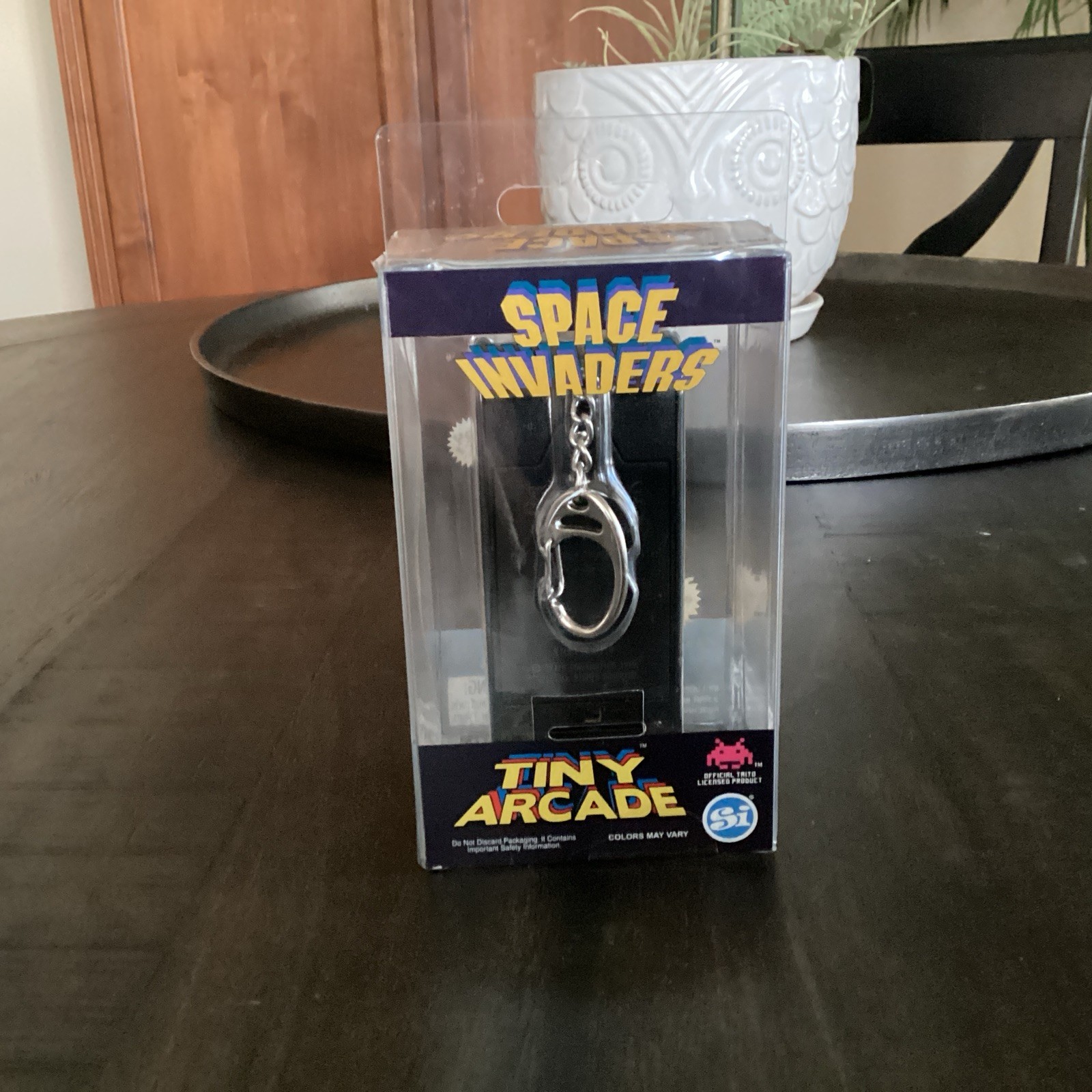 Tiny Arcade Space Invaders Miniature Arcade Worlds Smallest 2017 Keychain Toy