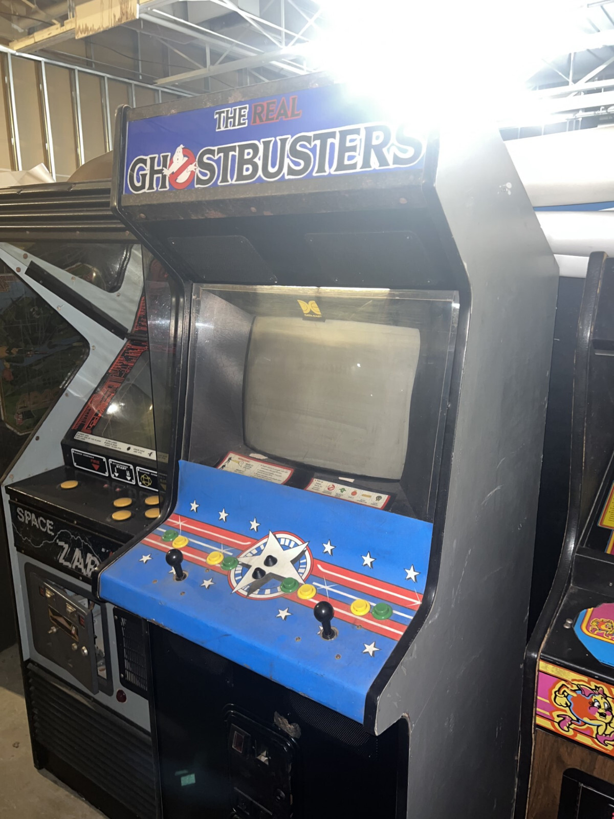 THE REAL GHOSTBUSTERS ARCADE MACHINE by DATA EAST 1987 (Excellent) *RARE*