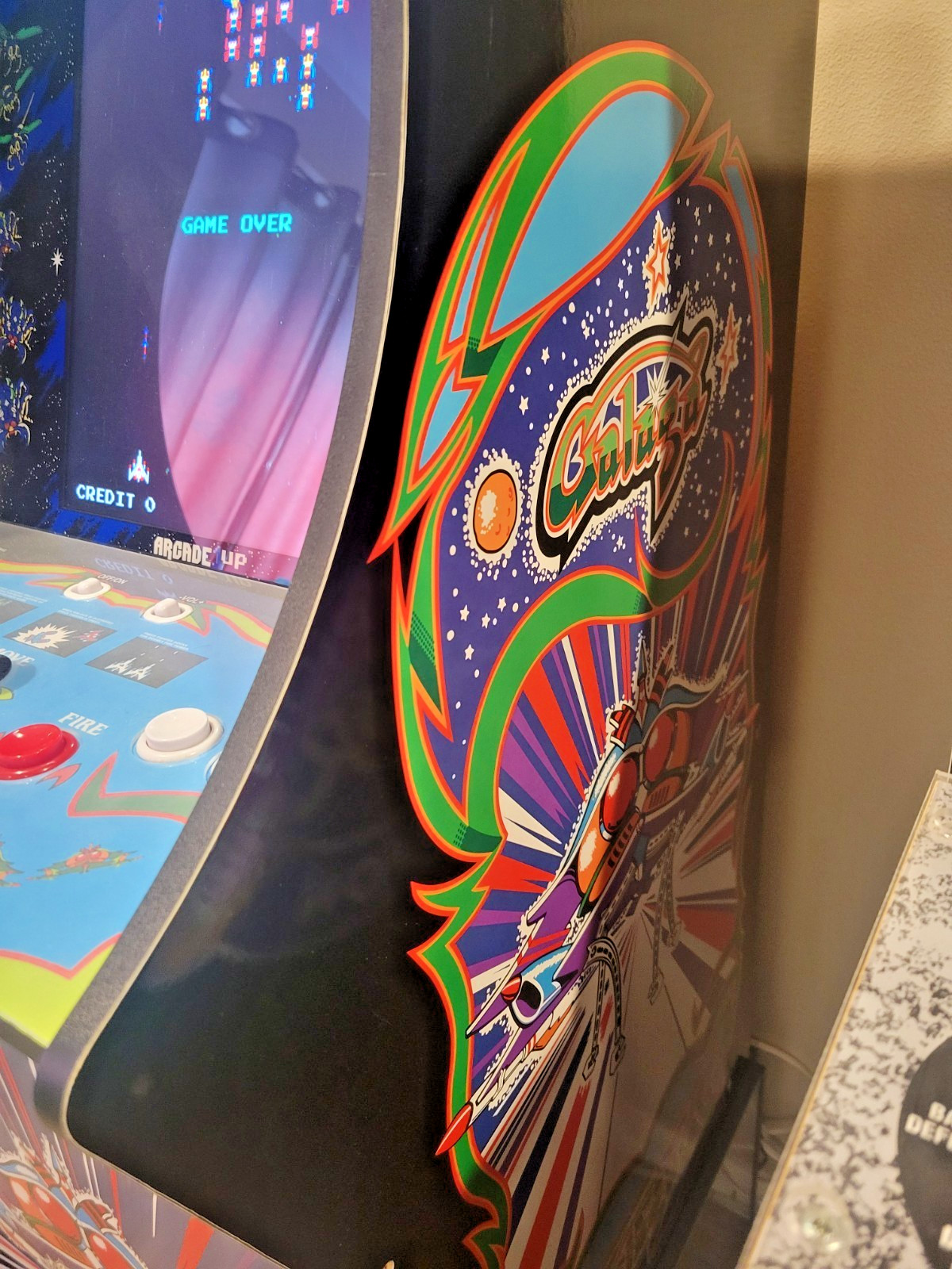 ARCADE1UP BANDAI-NAMCO 40TH ANNIVERSARY GALAGA 12-IN-1 GAME CABINET W/RISER