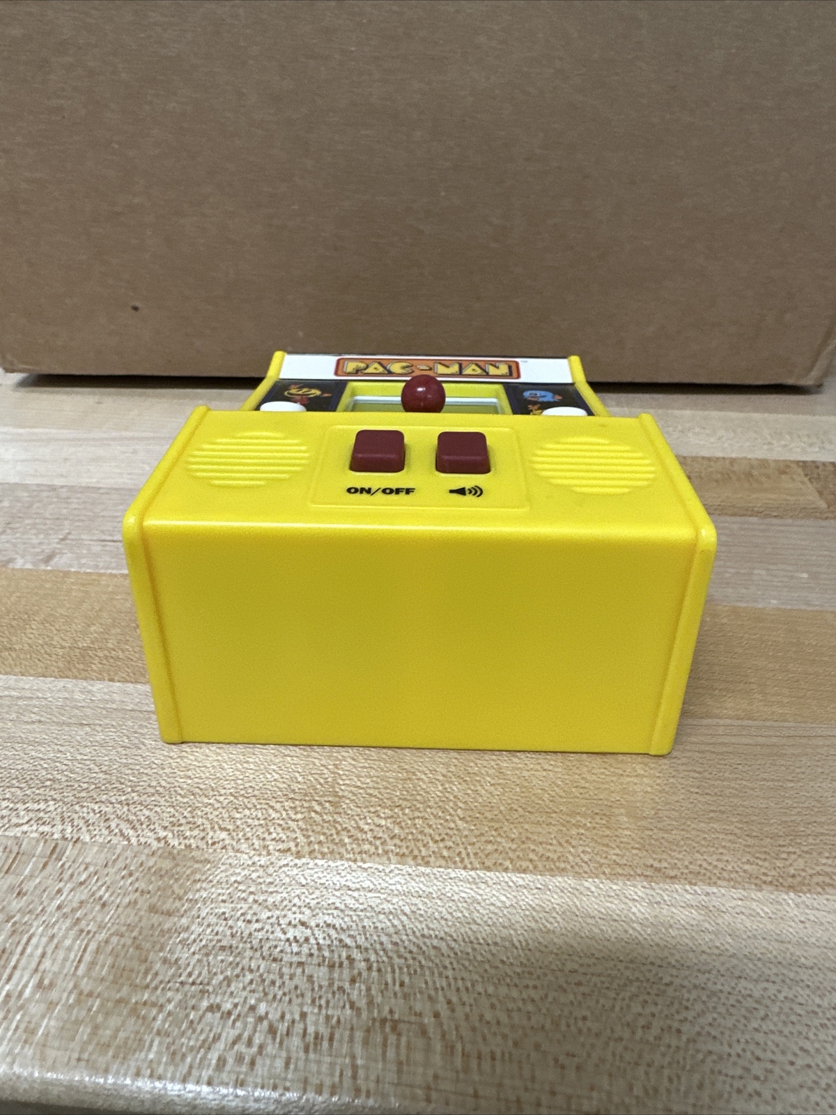 Pacman Classic Electronic Arcade Game Handheld Play Bandai Namco. Works. Box 147