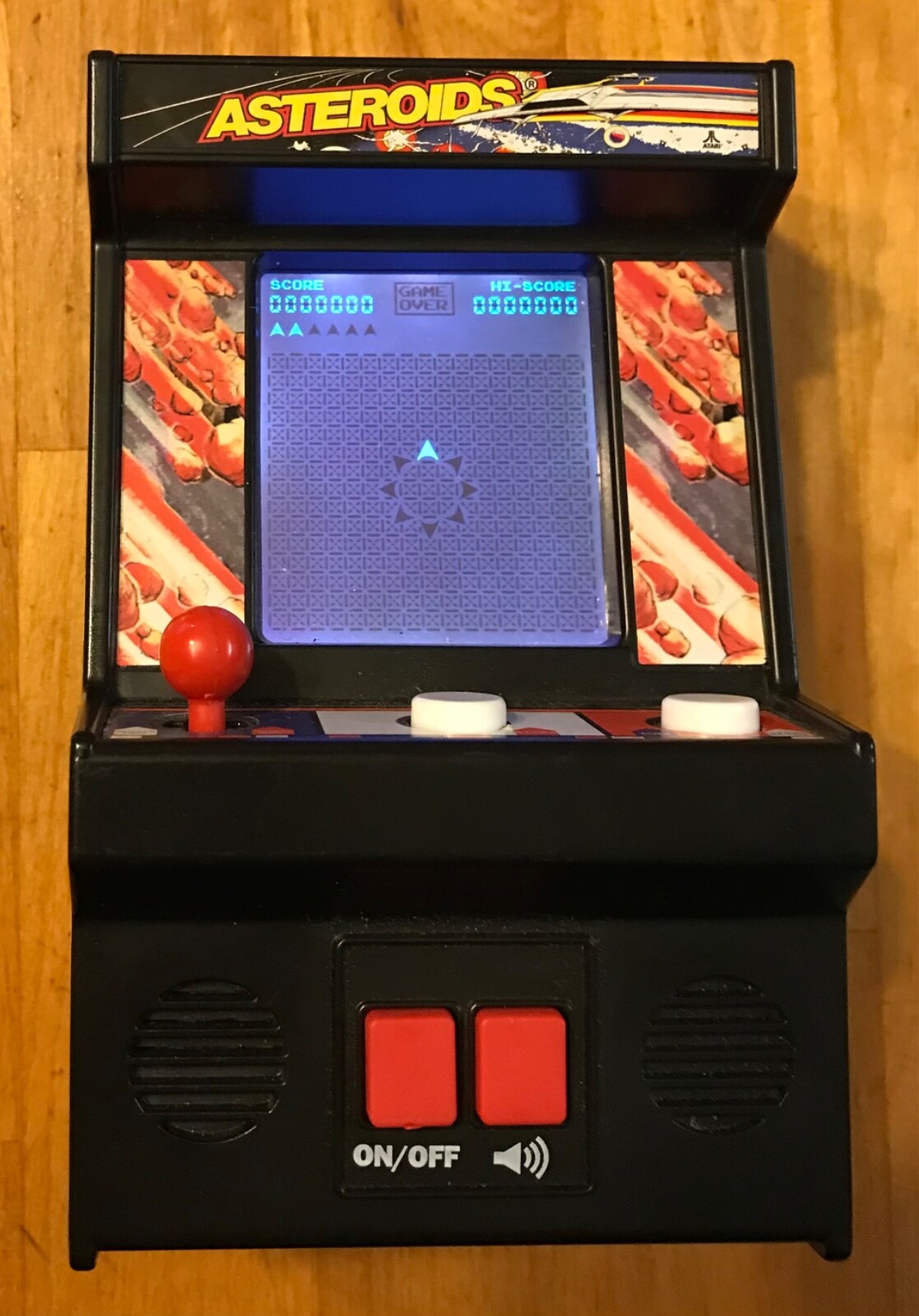 Vintage, Astroids Mini Arcade Game by Atari. Functions correctly.