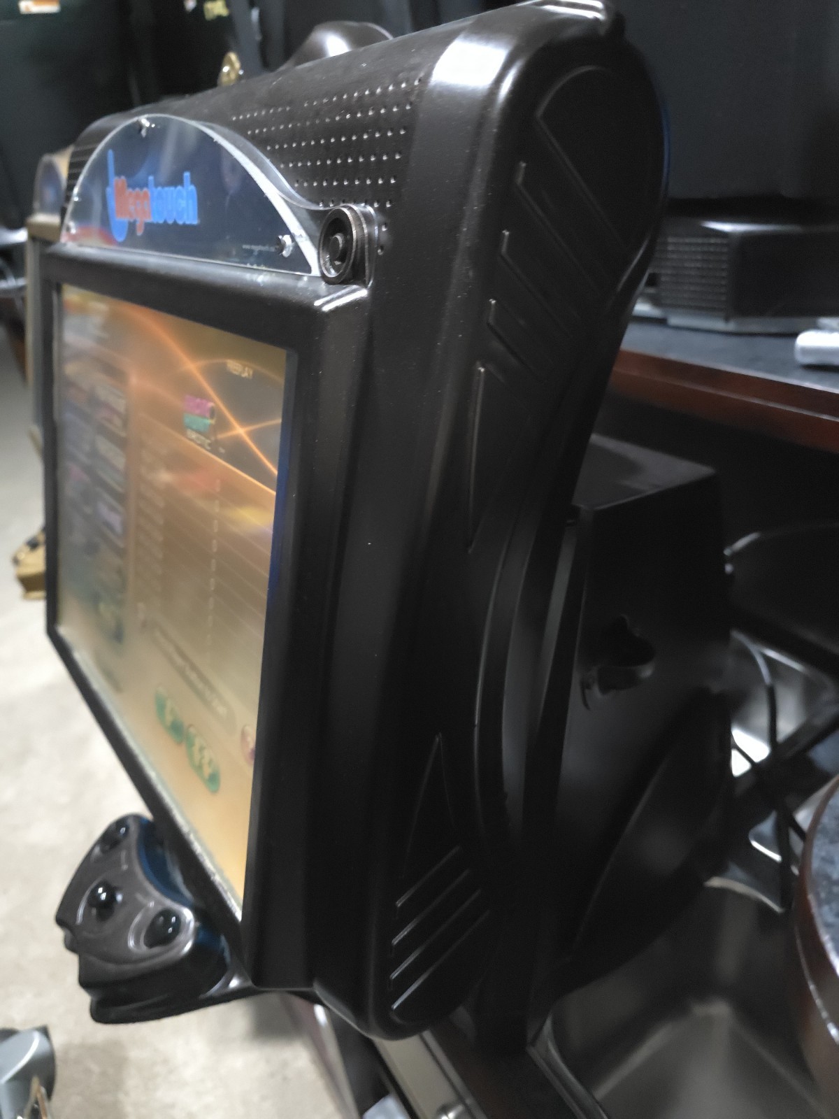 Megatouch Ion 2014 Touchscreen Game. MegaTouch Repair Service in Chicago Area!