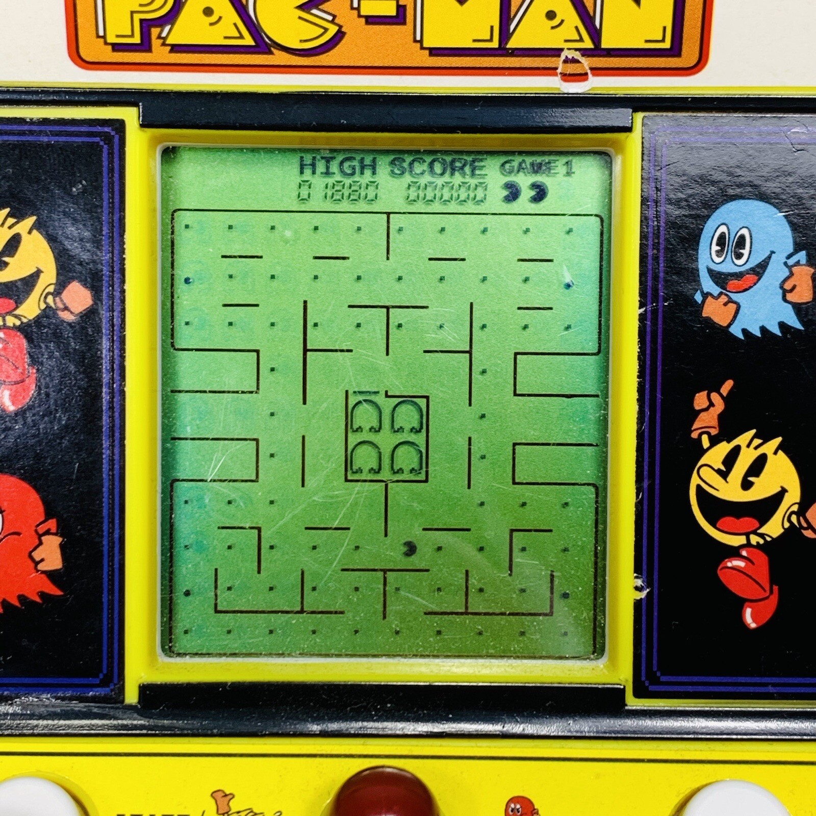 VTG Pac-Man Mini Electronic Arcade Handheld Classic Game 09521 Yellow Tested