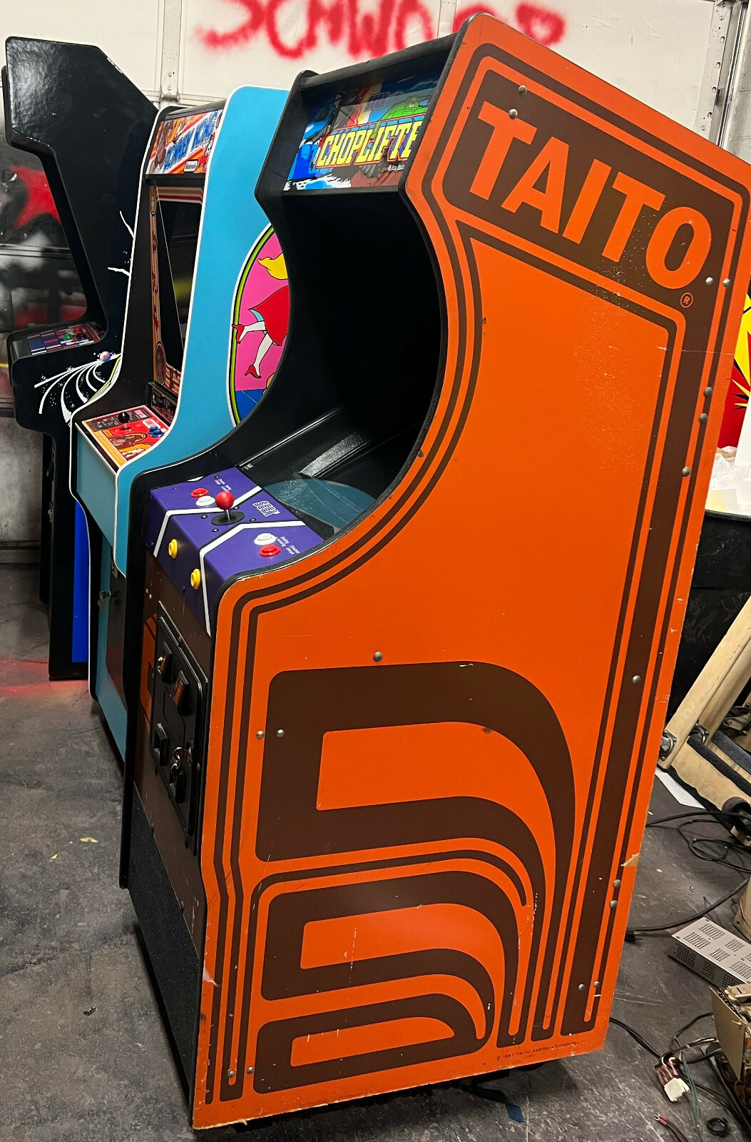CHOPLIFTER ARCADE MACHINE by SEGA 1985