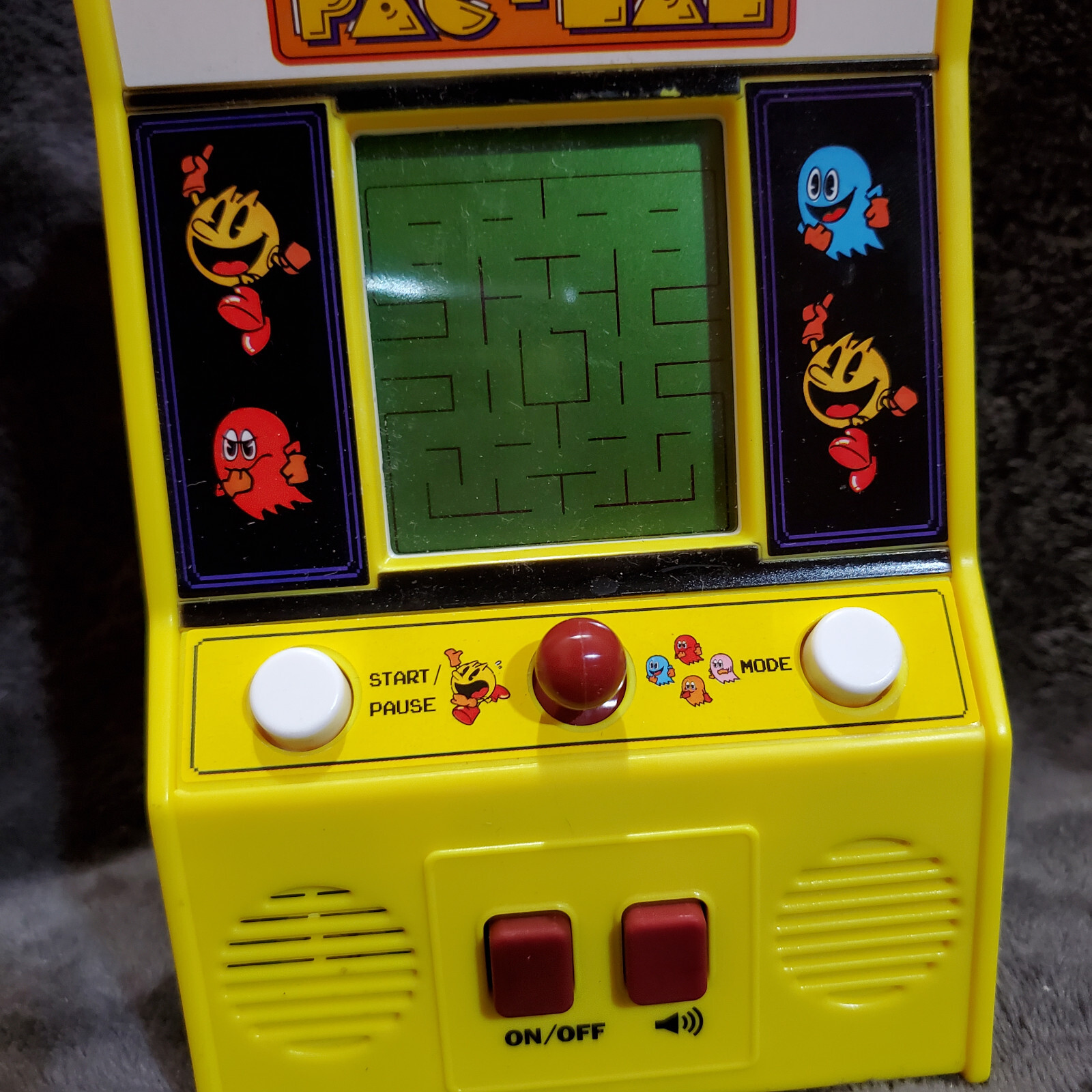 PACMAN Mini Handheld Arcade Game Bandai Namco Retro Video Machine- Working-Used