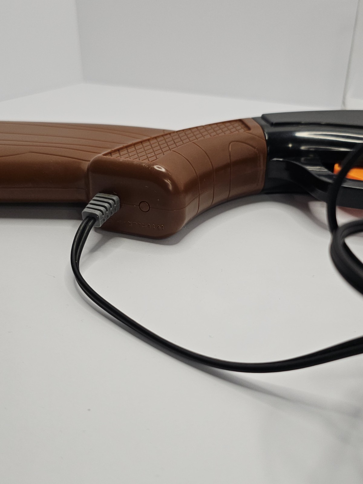JAKKS Pacific Big Buck Hunter Pro Plug & Play TV Arcade Game (2009) *Gun Only*