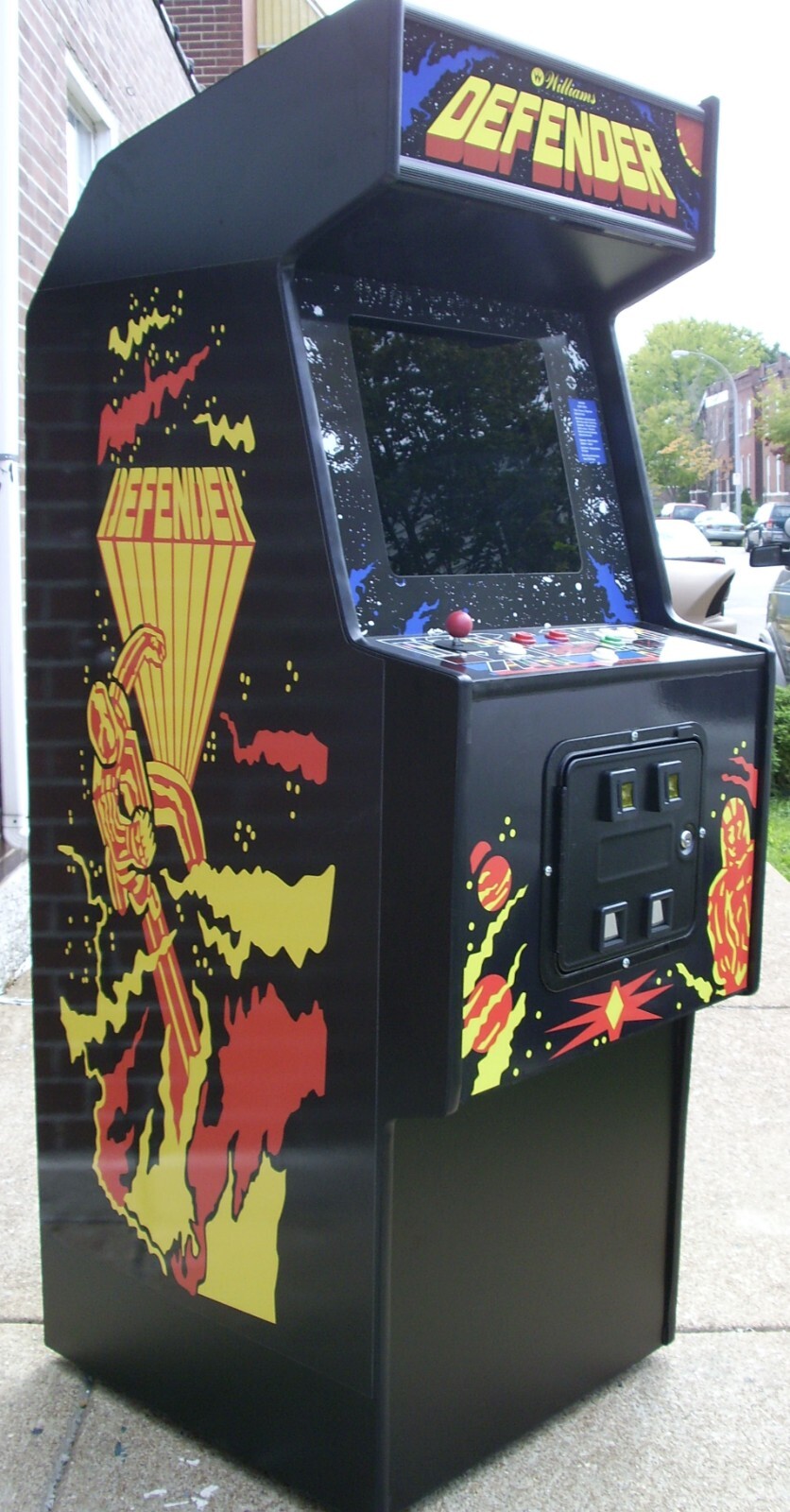 DEFENDER ARCADE WITH ALL NEW PARTS – BRAND NEW – SHARP- FREE CURBSIDE DELIVERY