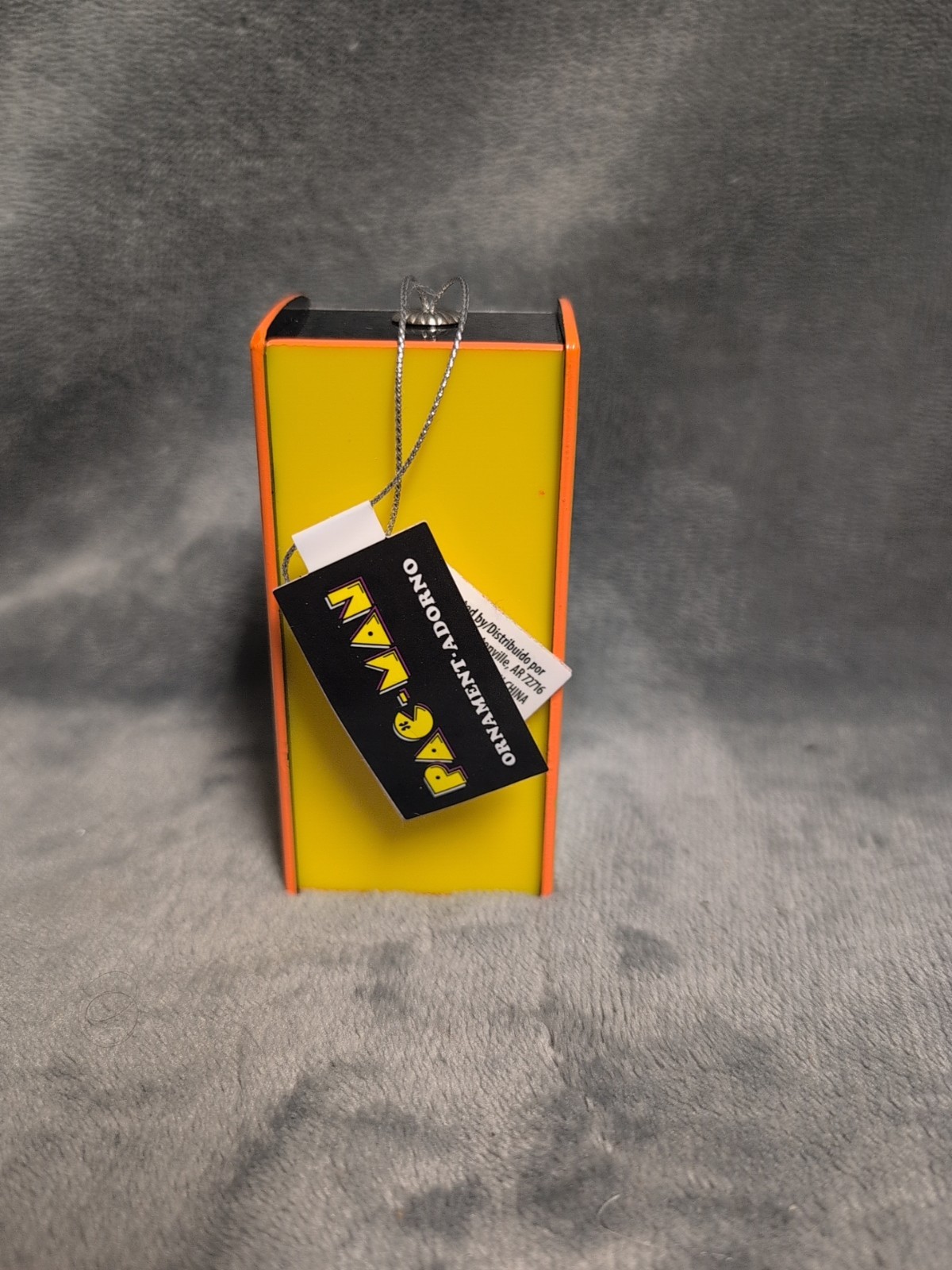 Bandai Namco Tiny Arcade Pac-Man Miniature Game – Collectible Christmas Ornament