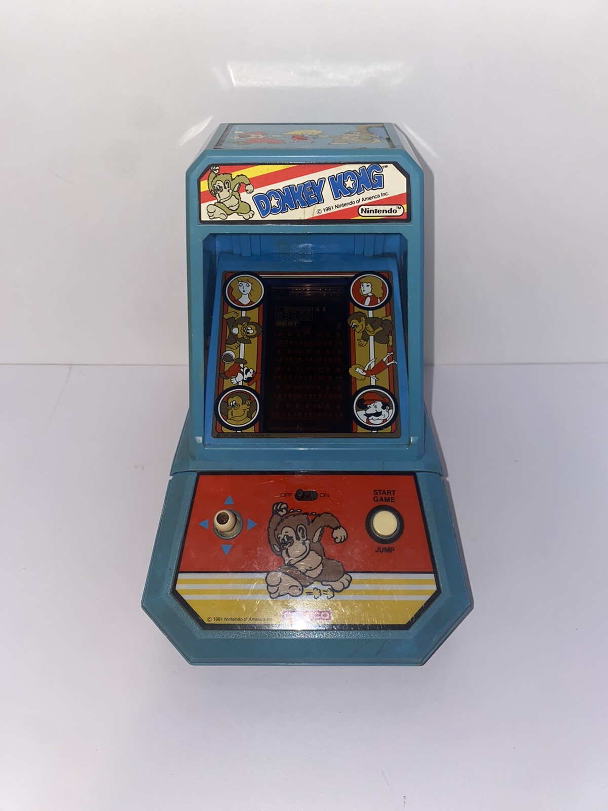 Vintage Nintendo Donkey Kong 1981 Table Top Mini Arcade Game