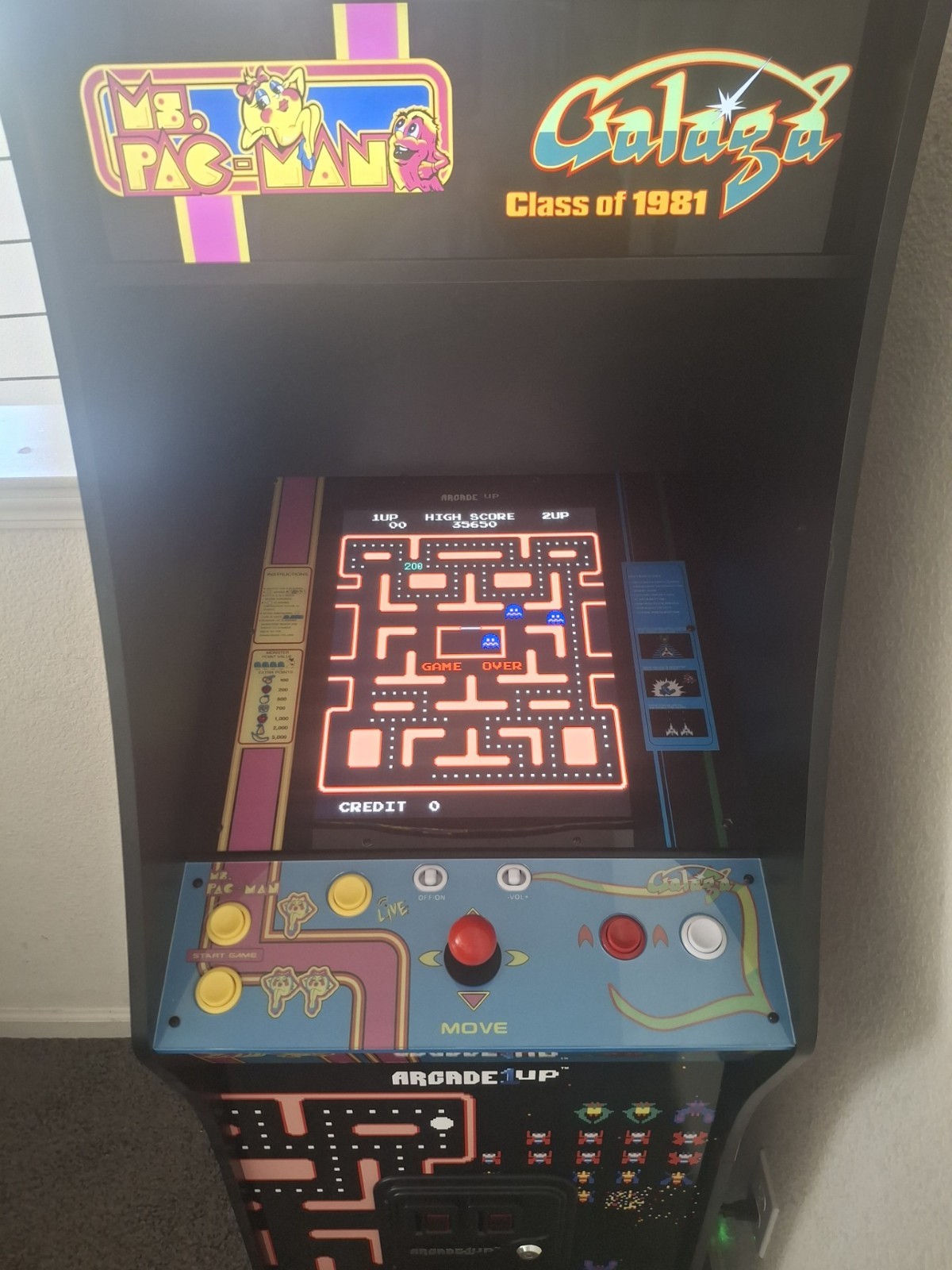 Arcade1up Class of 81′ Deluxe Arcade Game – Blue