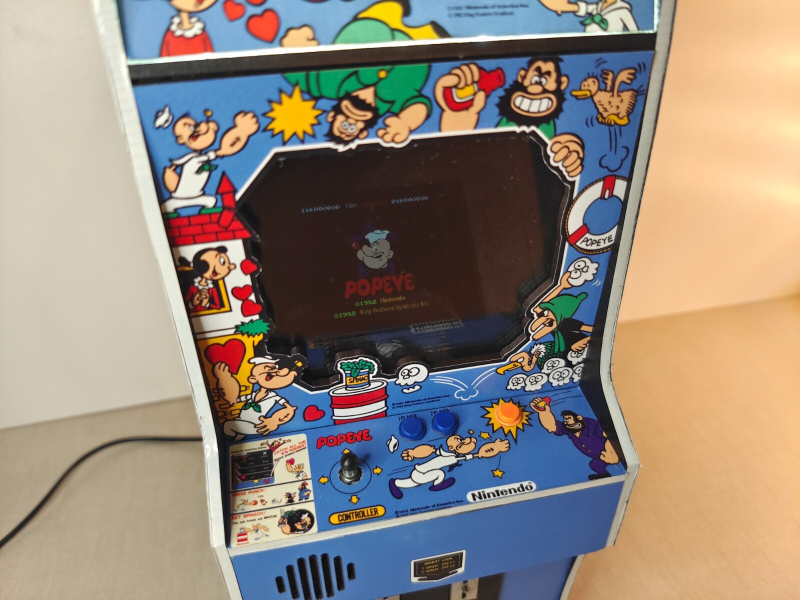 Popeye 1/6 scale mini working arcade cabinet (Playscale, New Wave Toys).