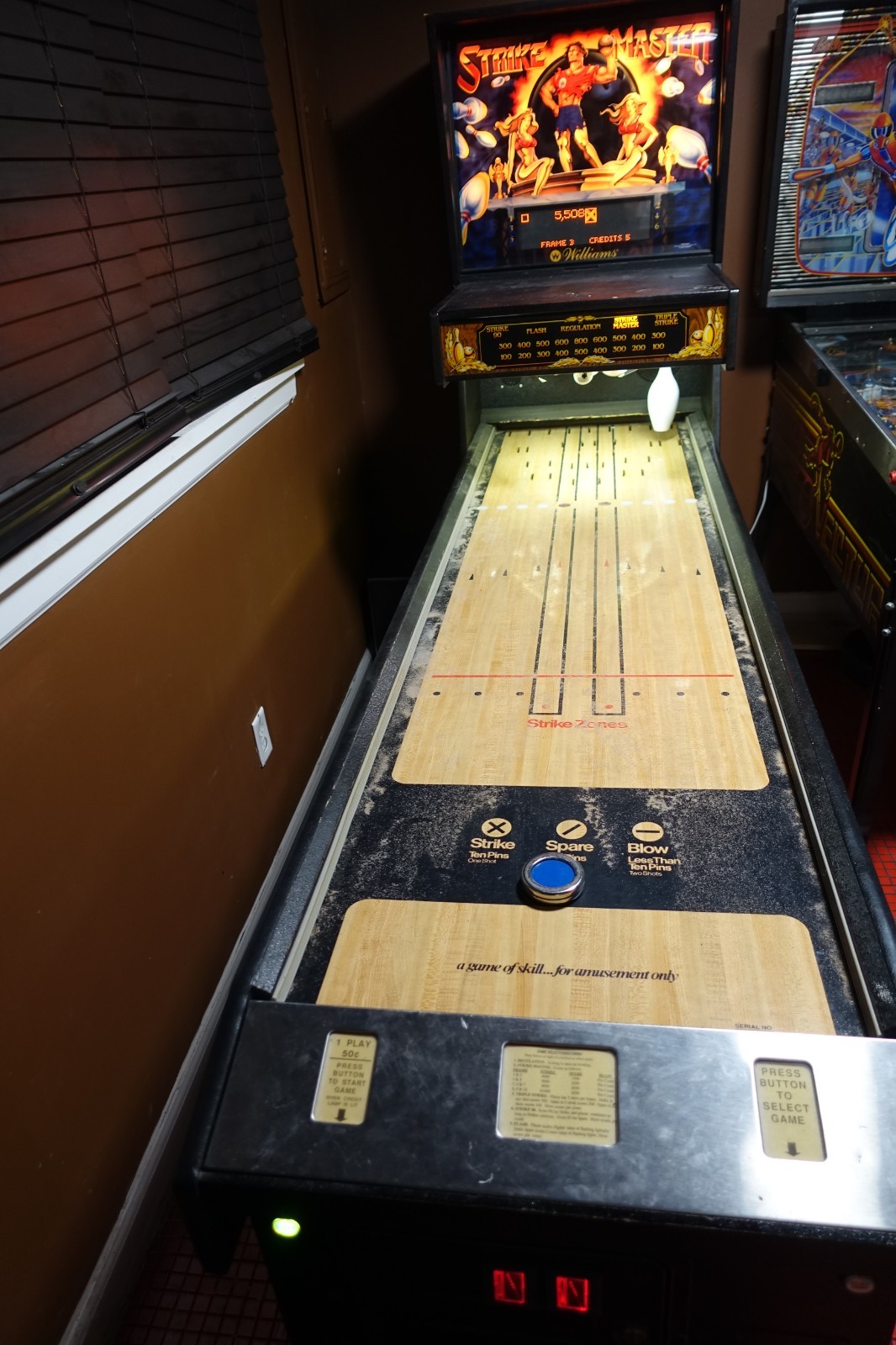 1991 Williams Strike Master Shuffle Alley Bowling Arcade Game (works!)