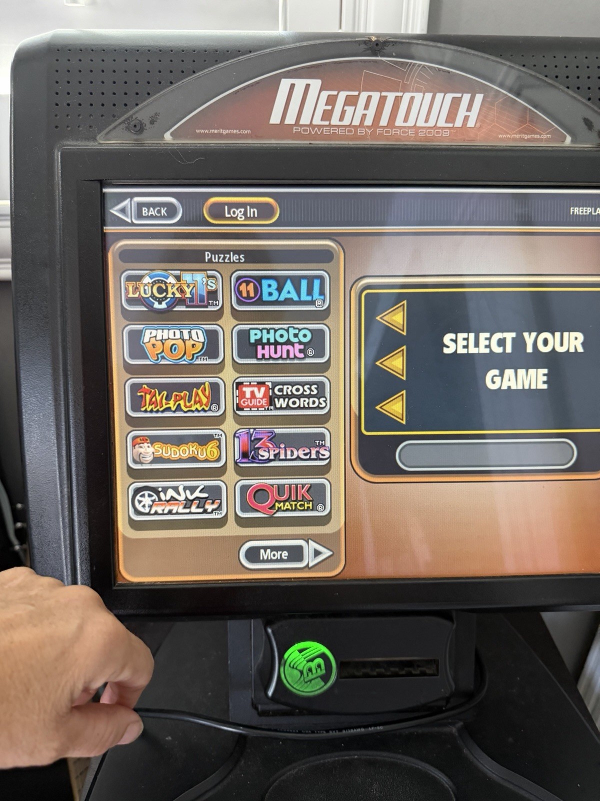 2009 MegaTouch EVO 15″ LCD Megatouch Touchscreen Bartop Game