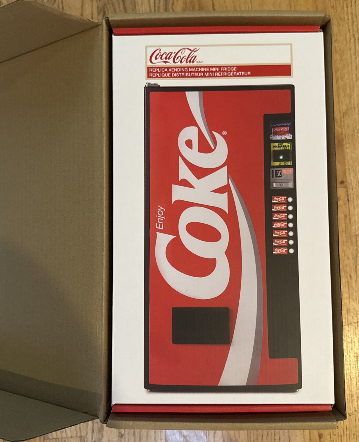 NEW WAVE TOYS COCA-COLA COKE Arcade Vending Machine Mini-Fridge New