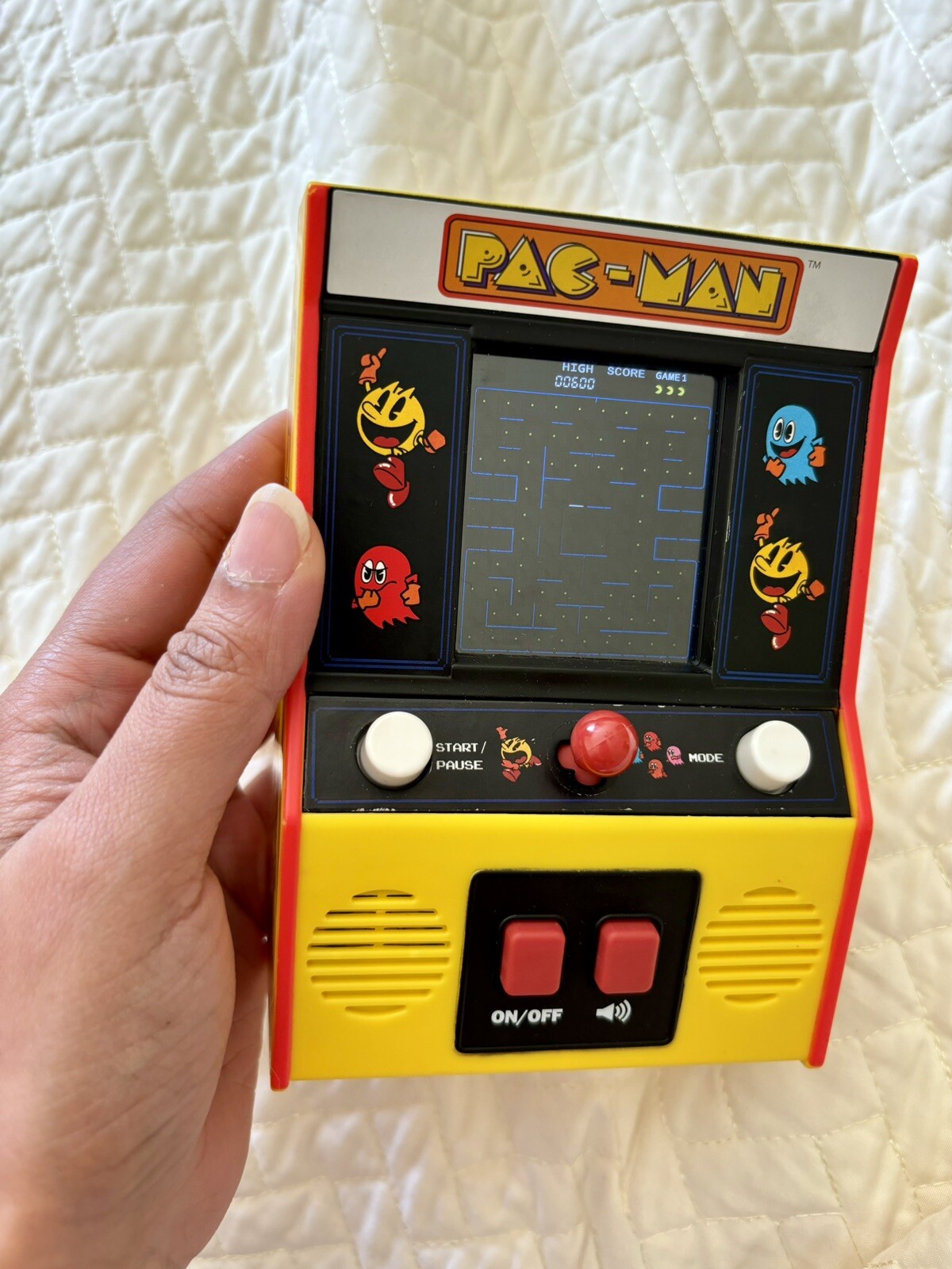 Pac-Man Mini Game Arcade Machine Handheld Classic Retro Tabletop