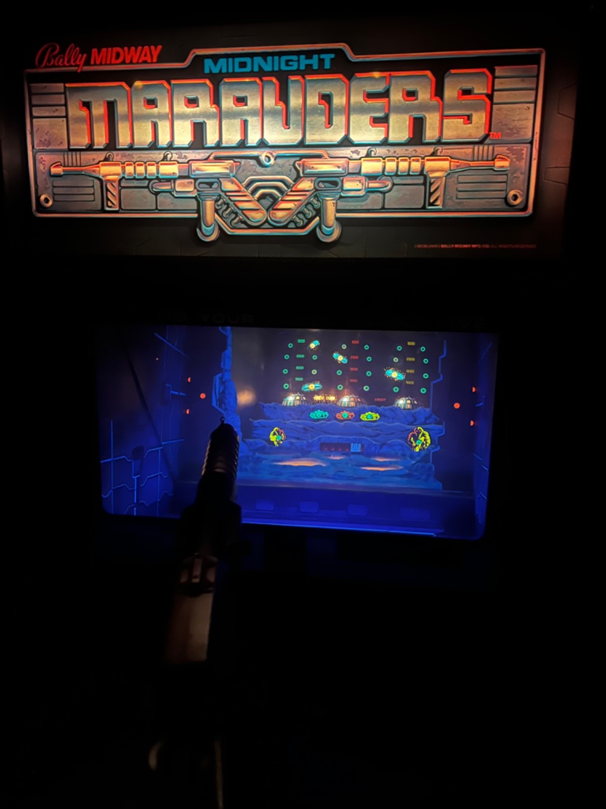 MIDNIGHT MARAUDERS ARCADE MACHINE by BALLY 1984 (Excellent Condition) *RARE*