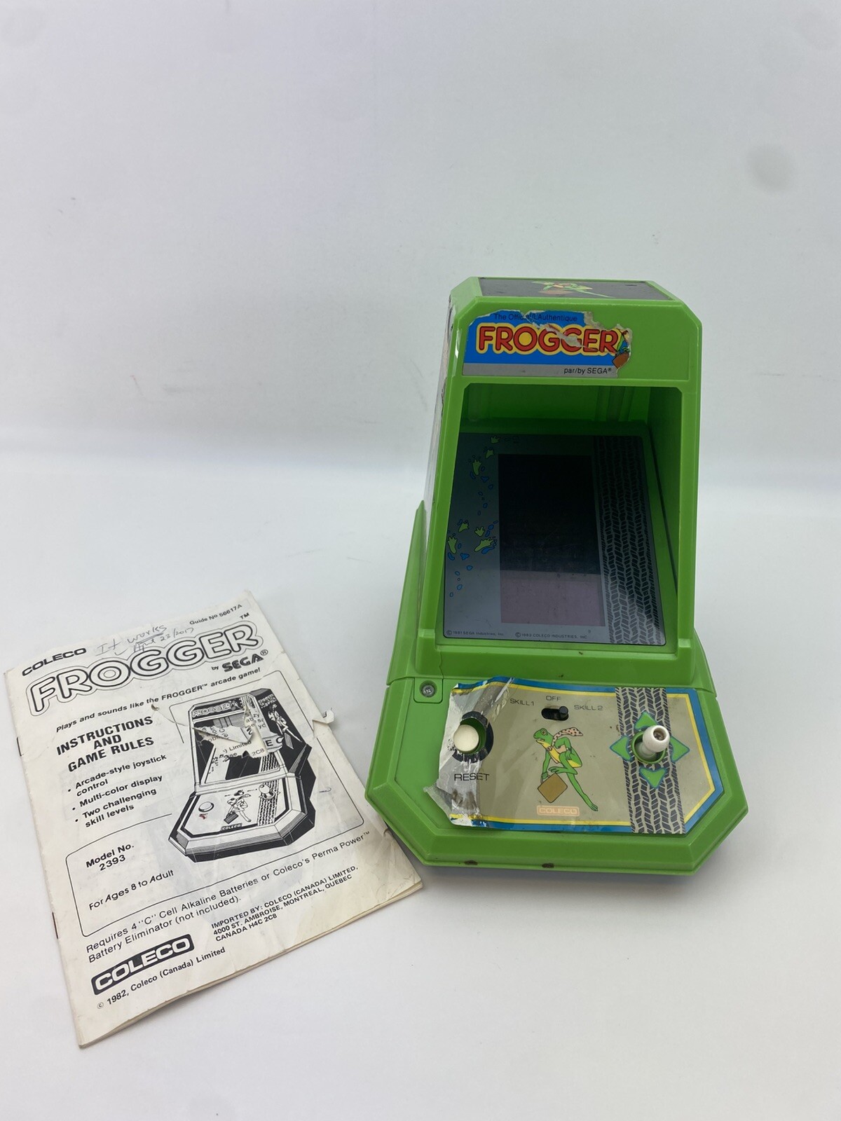 Frogger Vintage 1982 Mini Table Top Handheld Arcade Video Game Sega Coleco Works