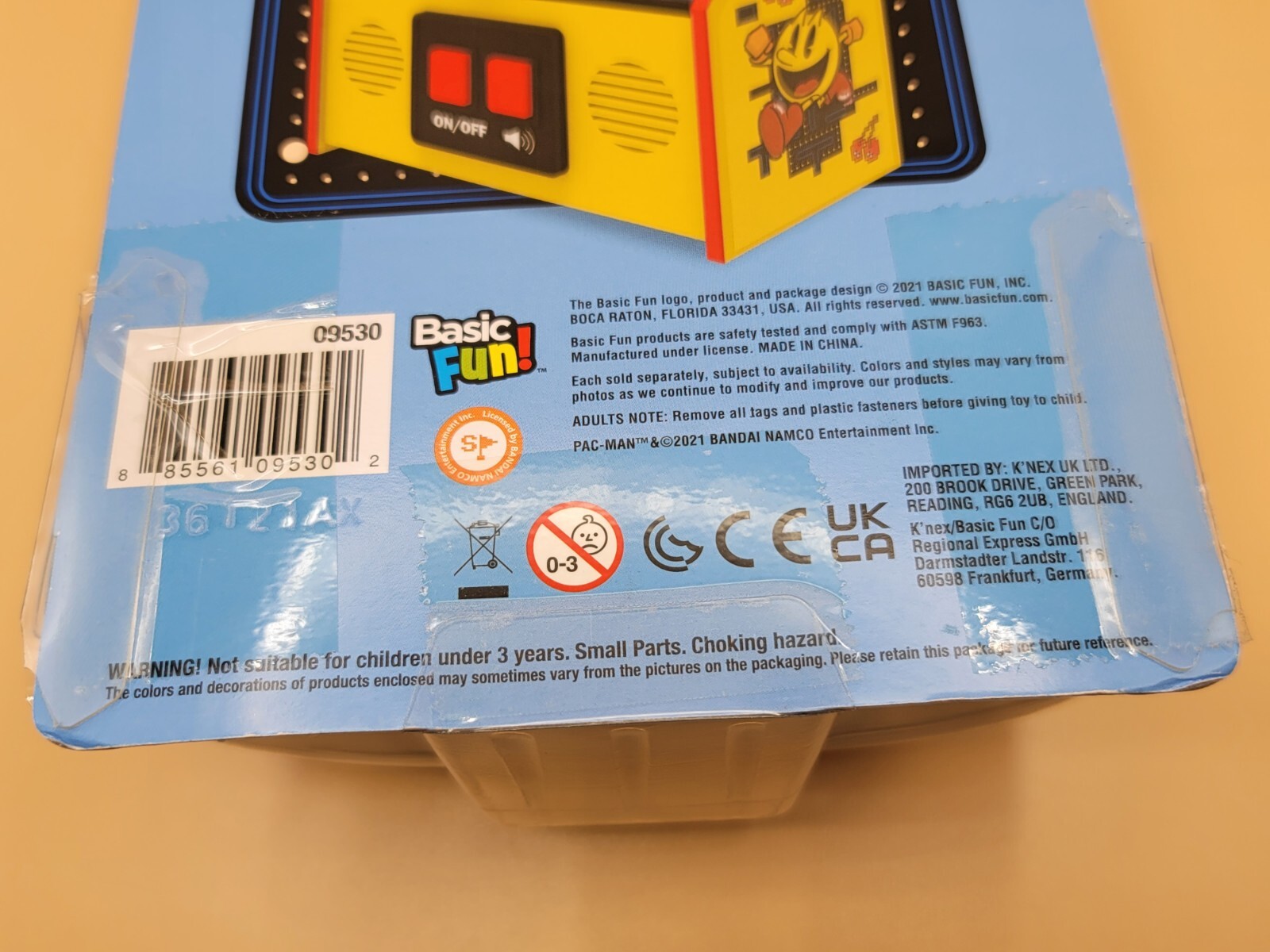 Basic Fun Arcade Classics Pac-Man Color LCD Retro Mini Arcade Game