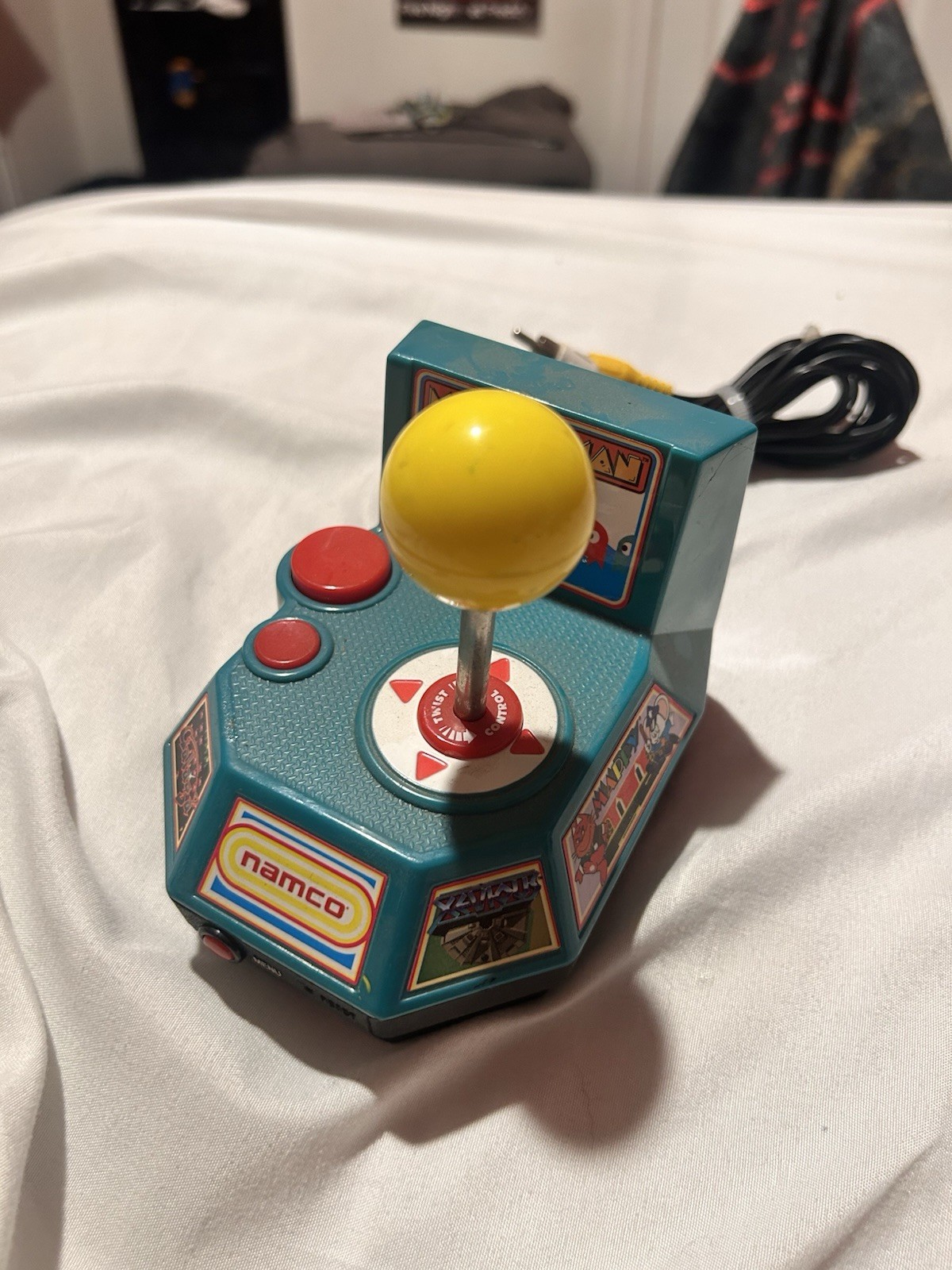 Ms. Pac-Man Plug n Play TV Game 5-in-1 Namco Jakks Pacific 2004 Tested Working
