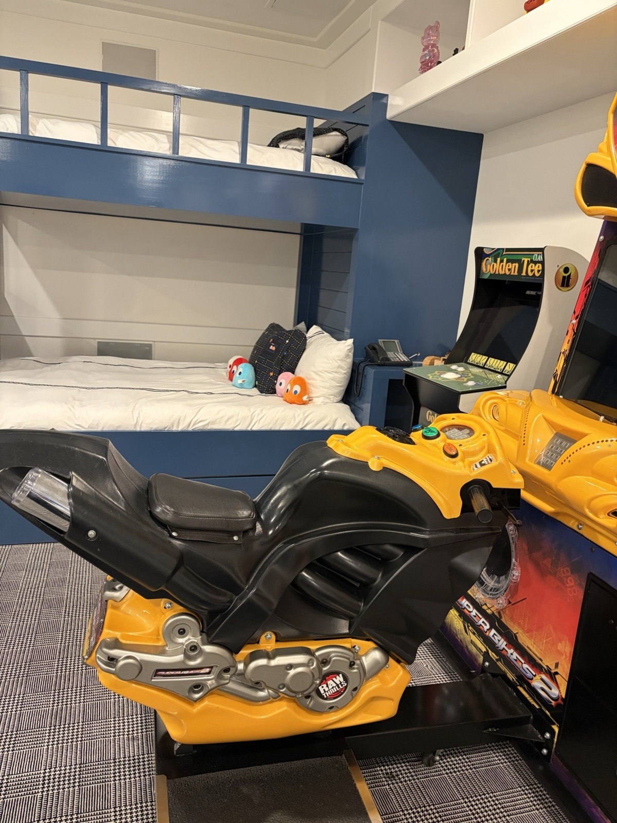 Raw Thrills Super Bikes 2 Arcade Machine Yellow Motorcycle Simulator Original