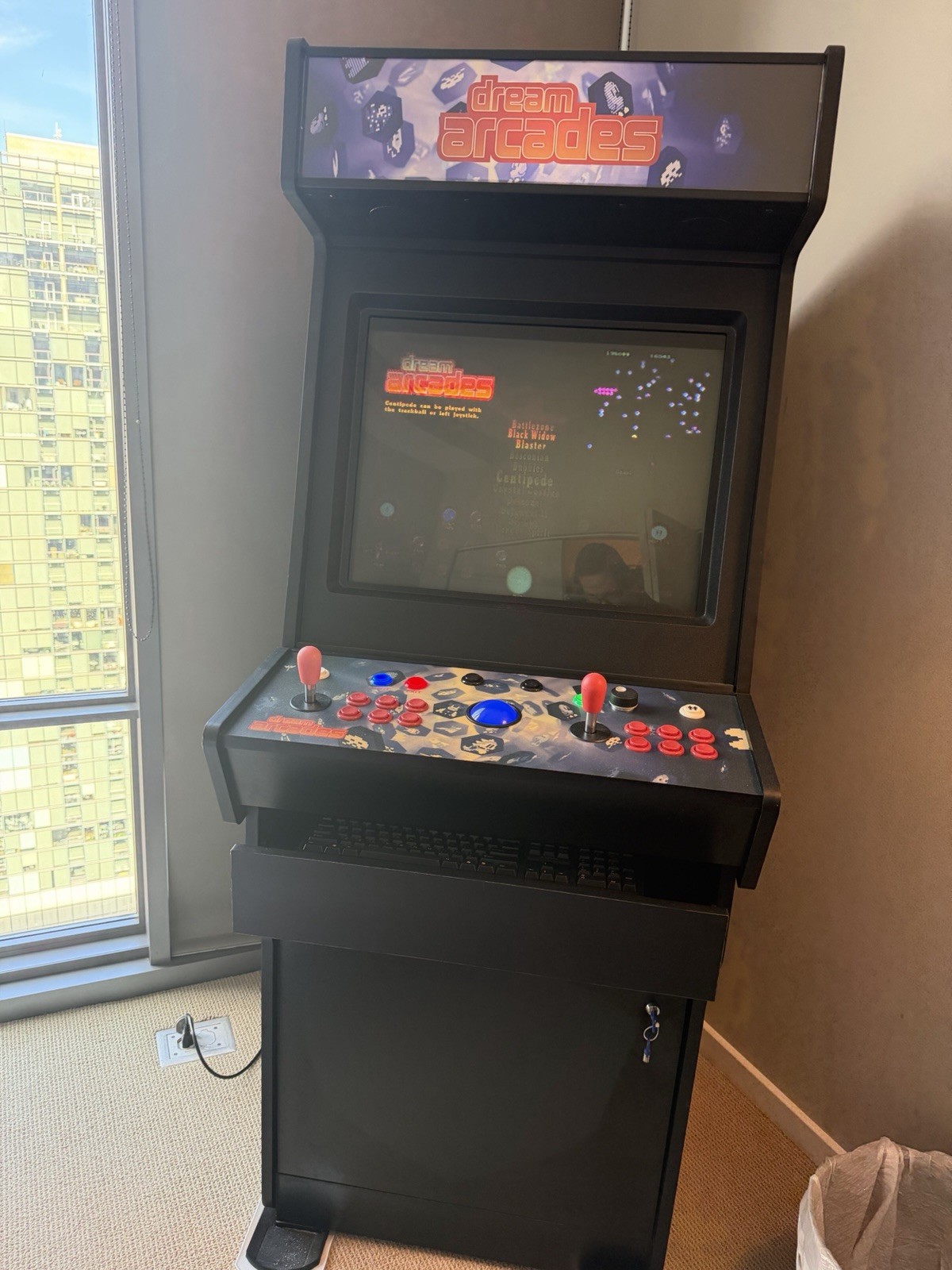 Dream Arcades: Classic Arcade Video Game Machine. Used. Excellent Condition.