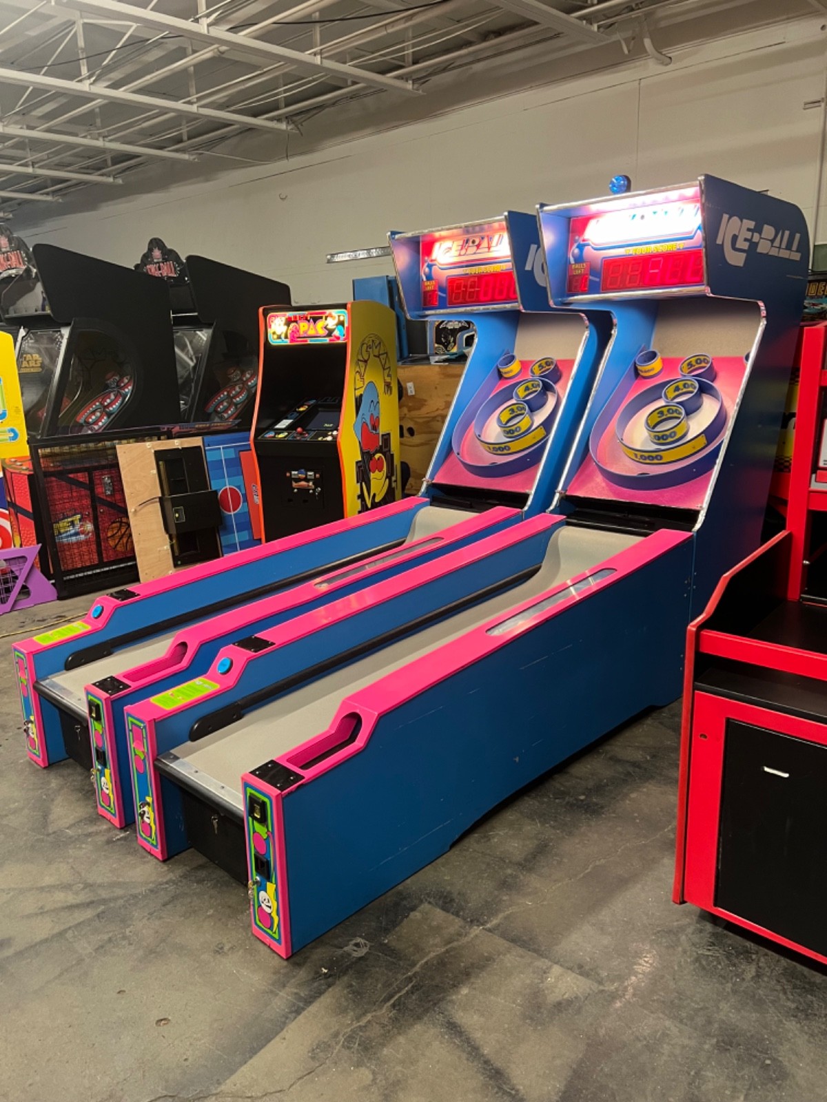 ICEBALL SKEEBALL MACHINE by ICE (Excellent) *RARE*